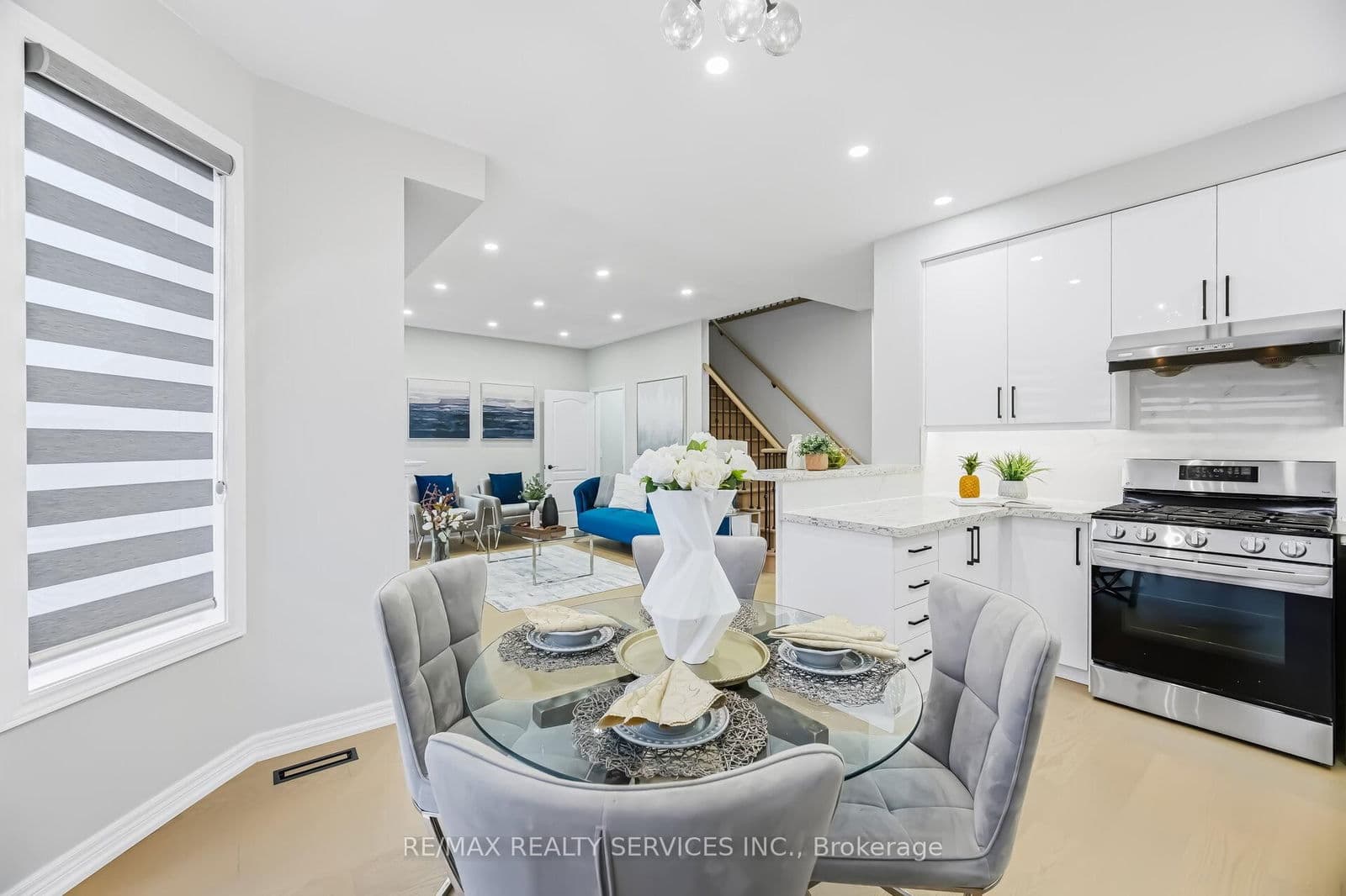 Detached at 158 Southlake Boulevard, Brampton, ON - Photo 11 - RE/MAX Garden City Realty