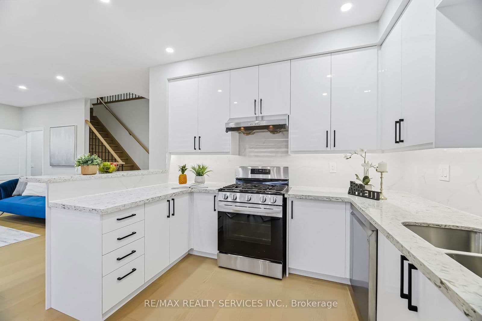 Detached at 158 Southlake Boulevard, Brampton, ON - Photo 12 - RE/MAX Garden City Realty