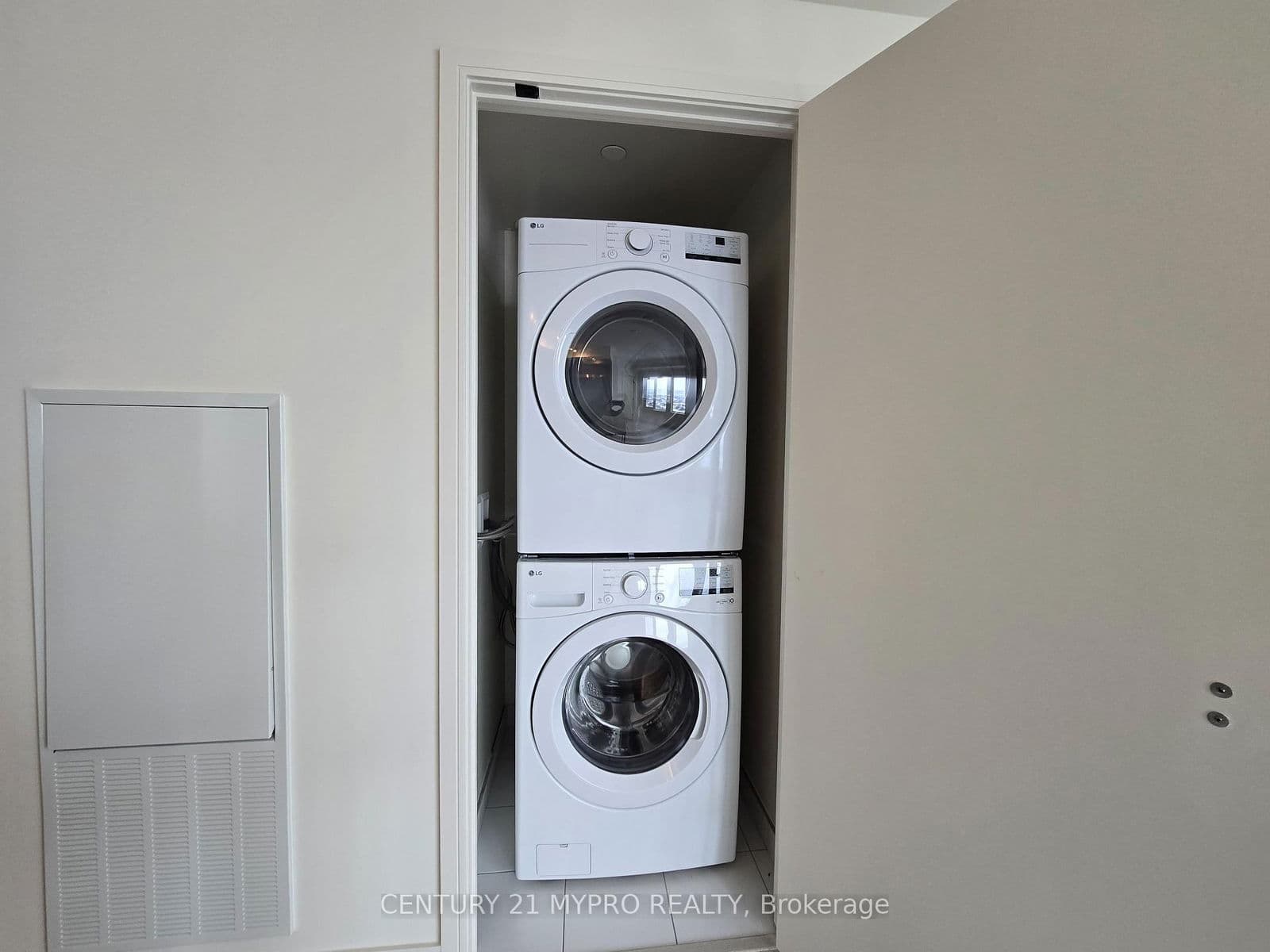 Condo Apartment at 2009- 8020 Derry Road, Milton, ON - Photo 10 - RE/MAX Garden City Realty