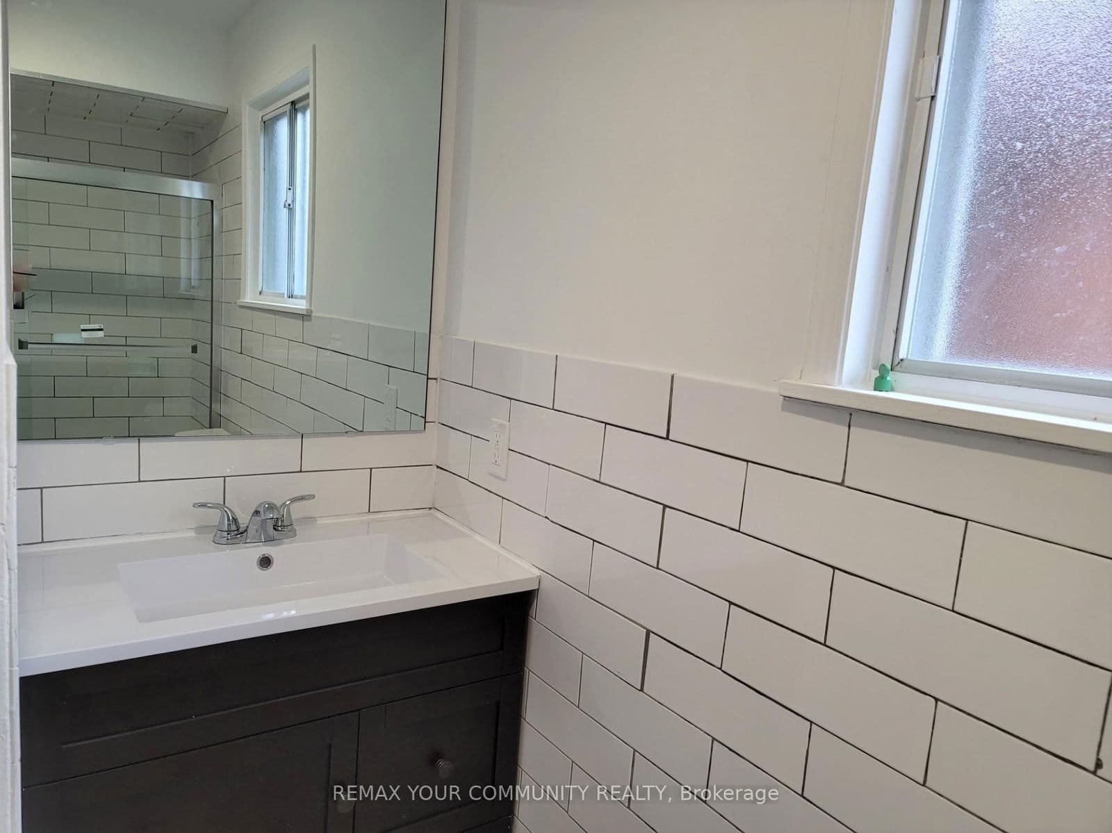 Detached at 128 Dynevor Road, Toronto, ON - Photo 9 - RE/MAX Garden City Realty