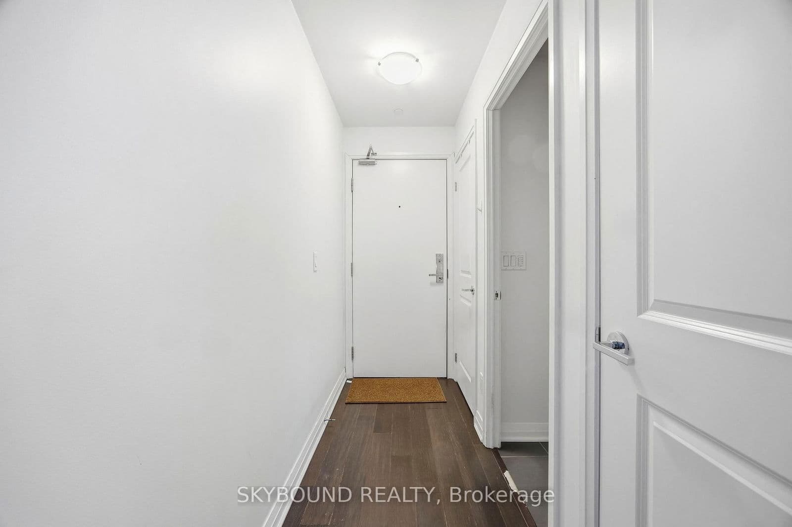 Condo Apartment at B714- 60 Annie Craig Drive, Toronto, ON - Photo 6 - RE/MAX Garden City Realty