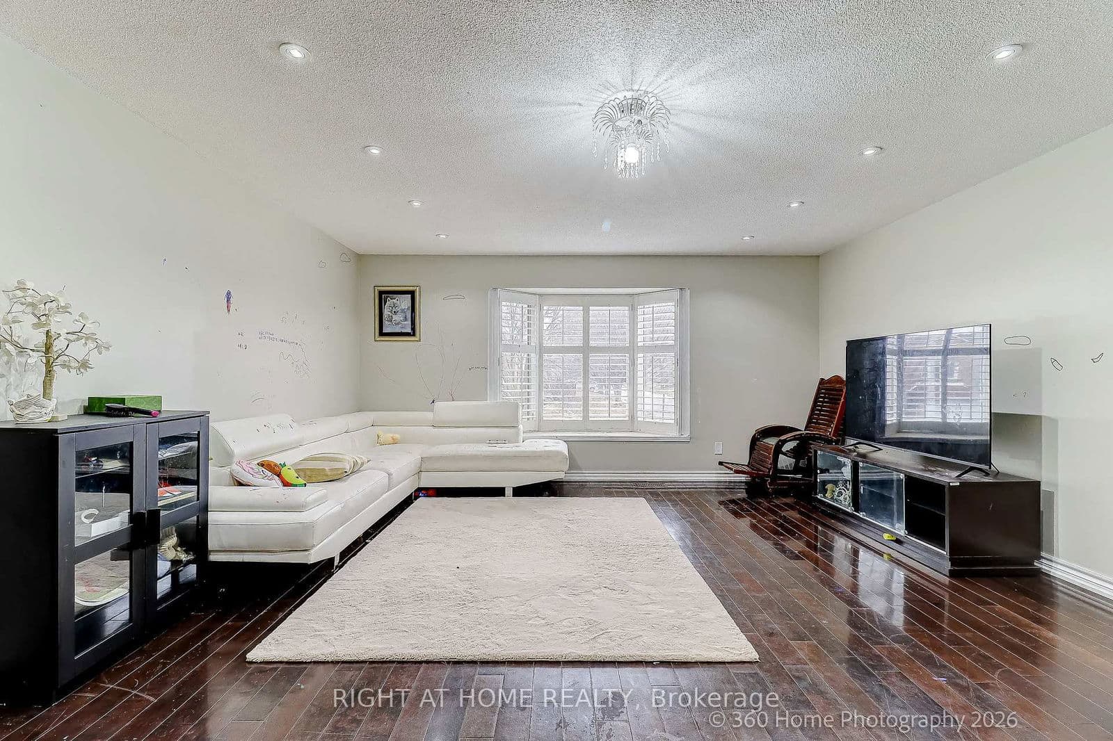 Detached at 5239 Astwell Avenue, Mississauga, ON - Photo 2 - RE/MAX Garden City Realty