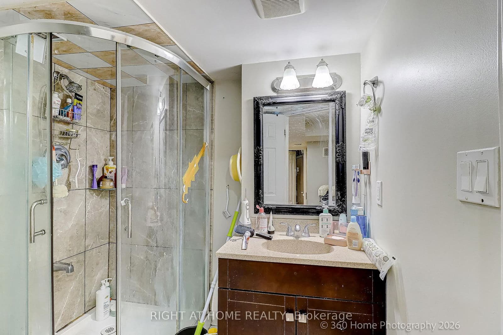 Detached at 5239 Astwell Avenue, Mississauga, ON - Photo 24 - RE/MAX Garden City Realty