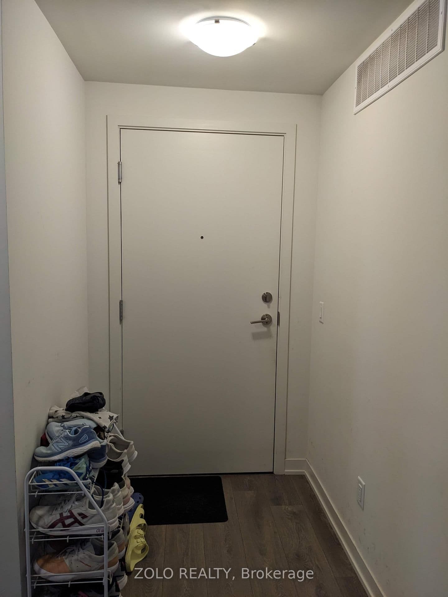 Condo Apartment at 13- 58 Sky Harbour Drive, Brampton, ON - Photo 4 - RE/MAX Garden City Realty