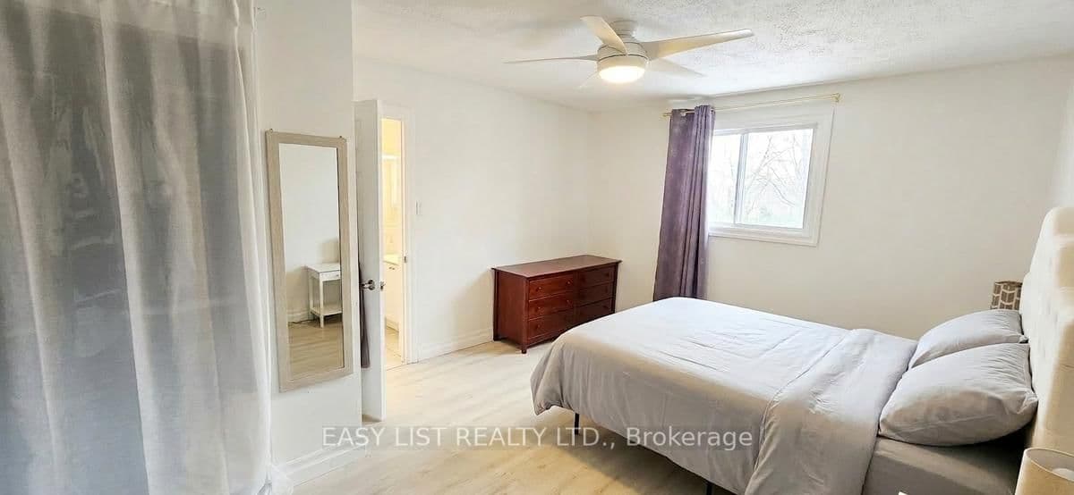 Detached at 1320 Odessa Crescent, Oakville, ON - Photo 14 - RE/MAX Garden City Realty