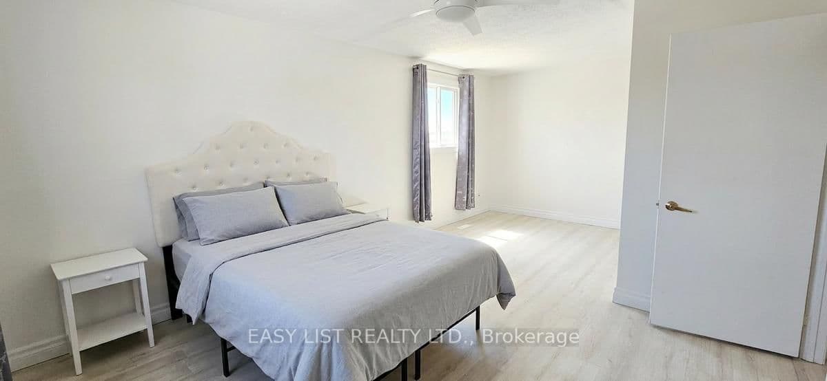 Detached at 1320 Odessa Crescent, Oakville, ON - Photo 15 - RE/MAX Garden City Realty