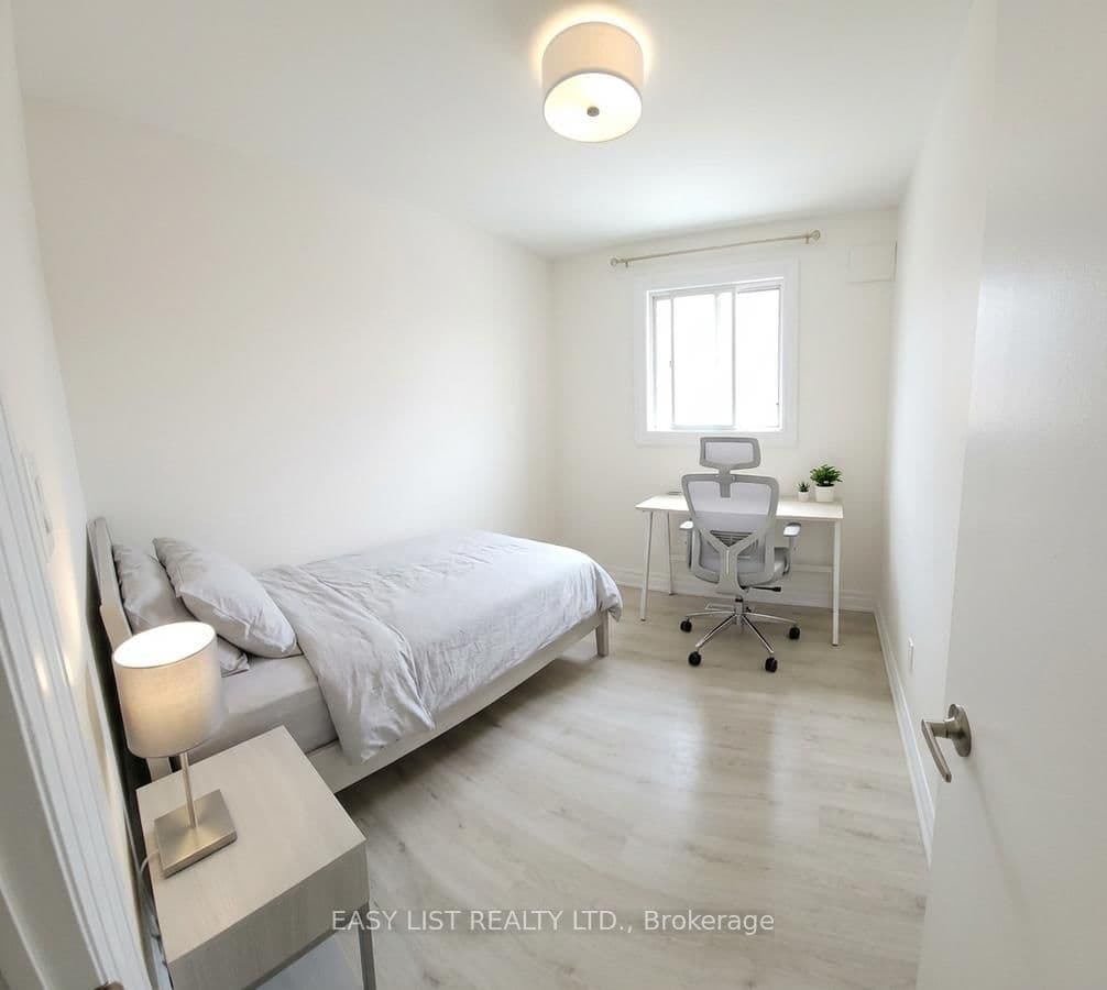 Detached at 1320 Odessa Crescent, Oakville, ON - Photo 20 - RE/MAX Garden City Realty