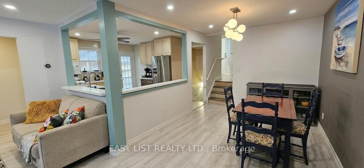 Detached at 1320 Odessa Crescent, Oakville, ON - Photo 7 - RE/MAX Garden City Realty