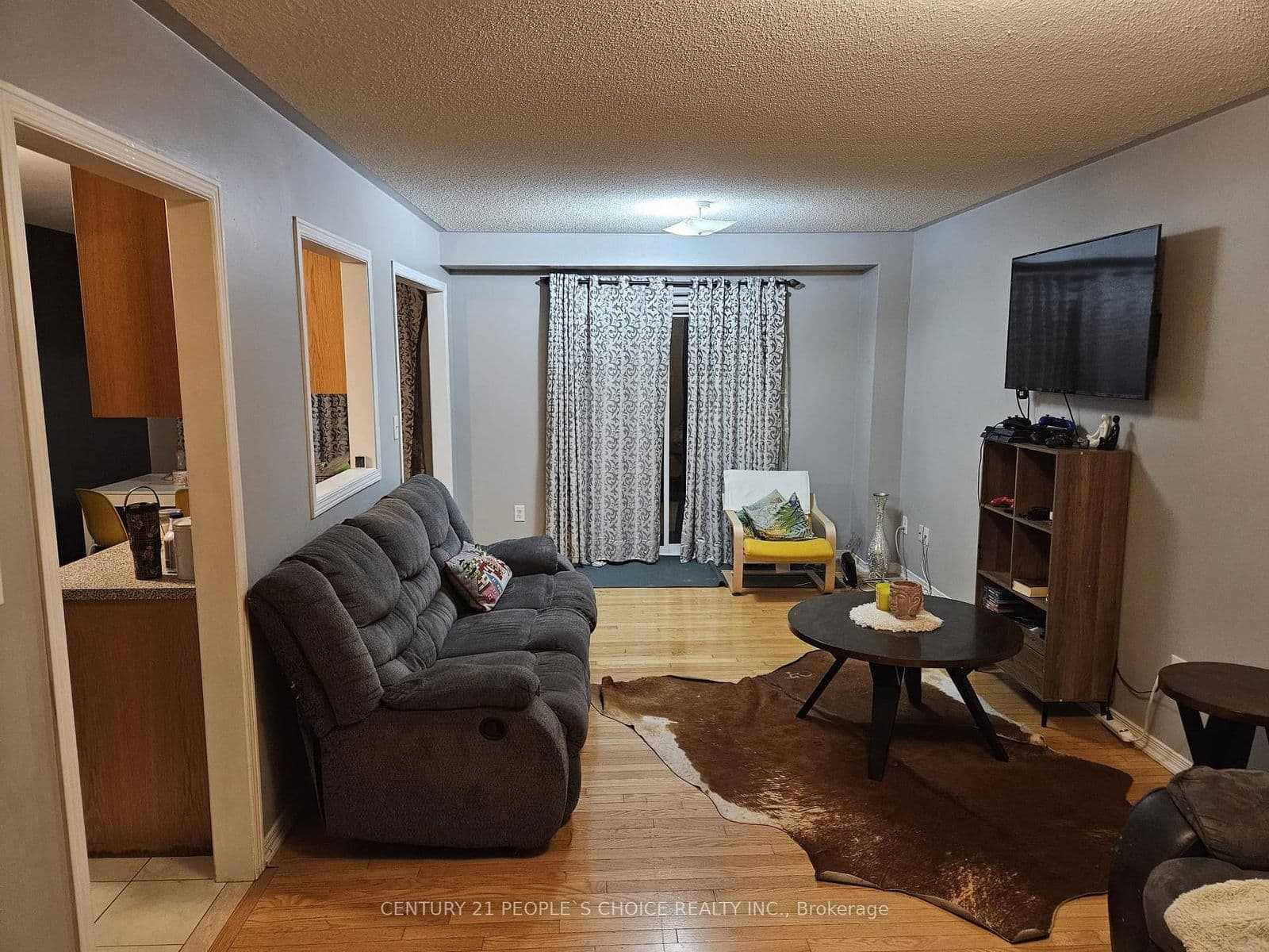 Att/Row/Townhouse at 1305 Brandon Terrace, Milton, ON - Photo 2 - RE/MAX Garden City Realty