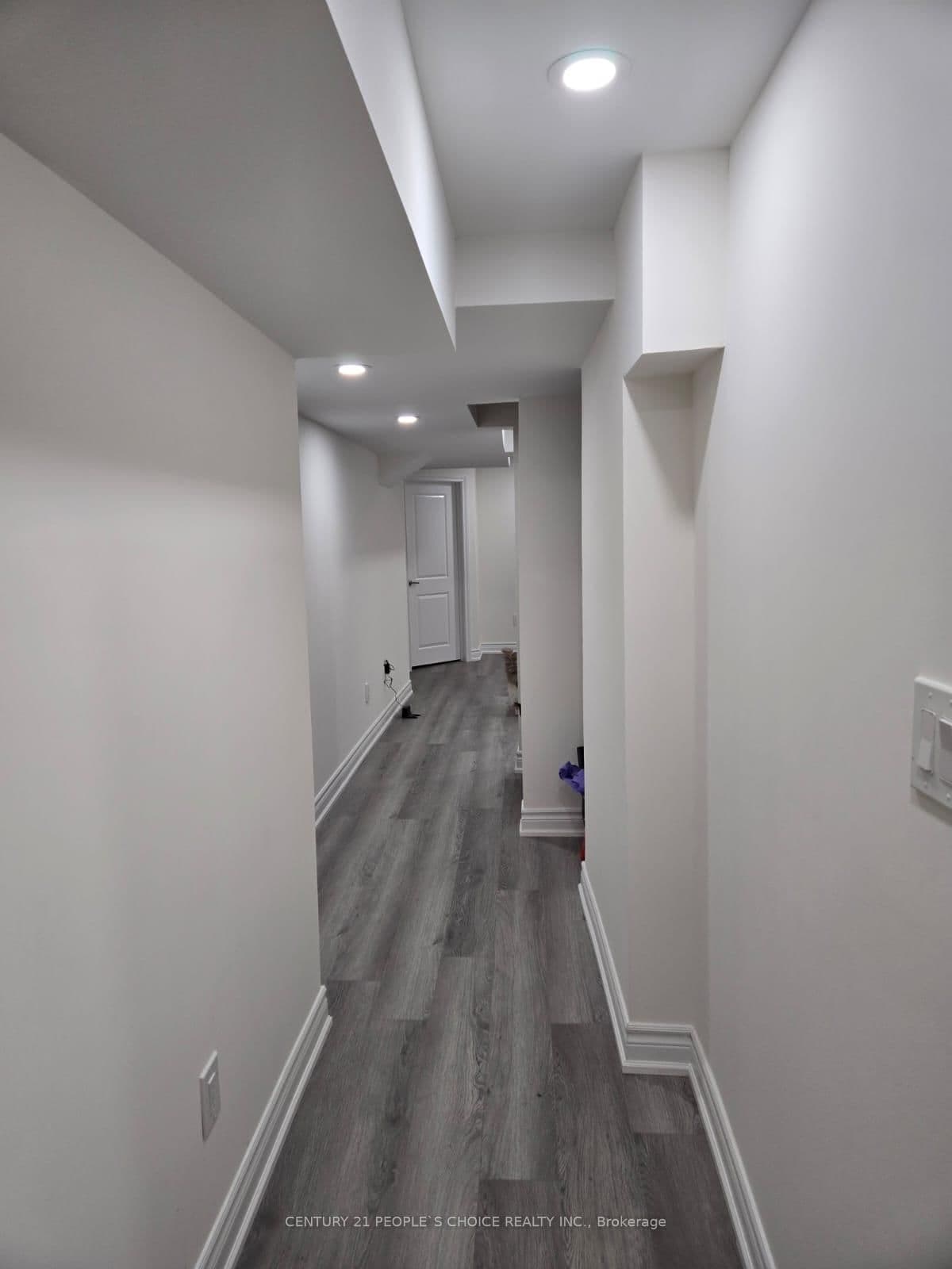 Att/Row/Townhouse at 1305 Brandon Terrace, Milton, ON - Photo 7 - RE/MAX Garden City Realty