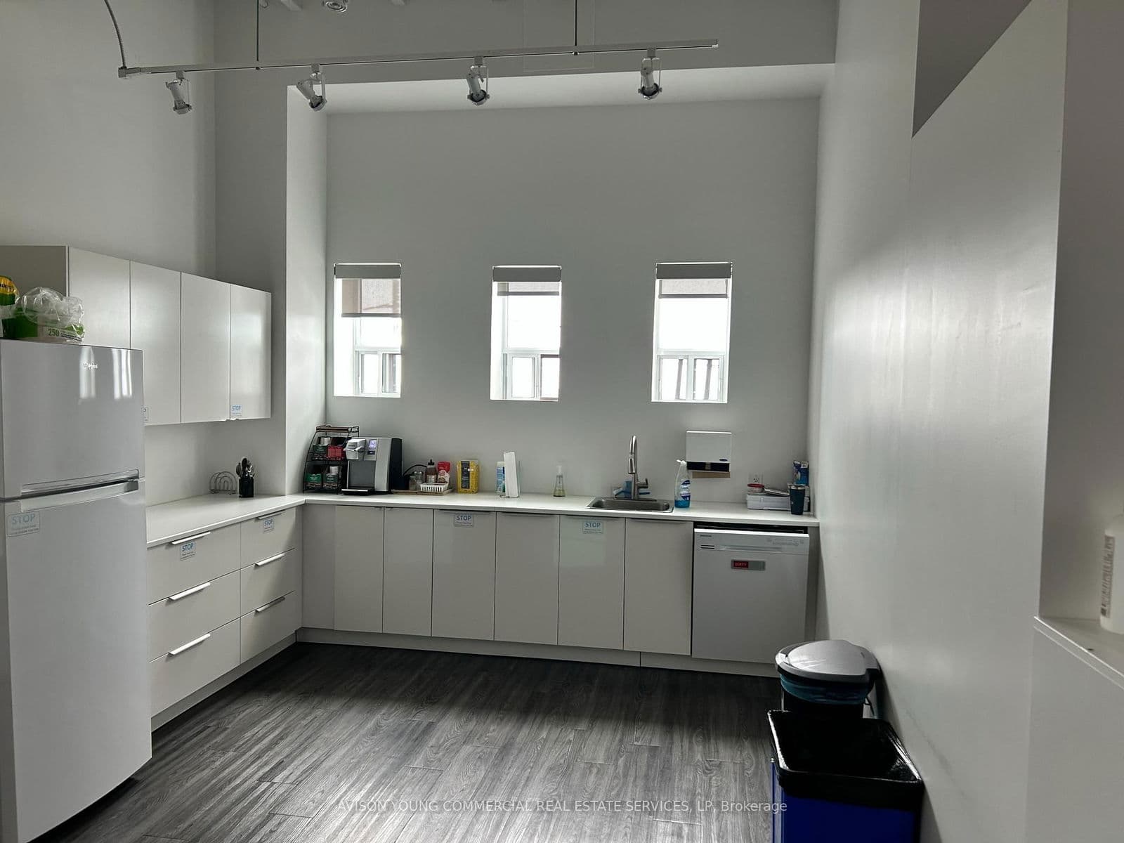 Commercial Retail at 202- 91 Tycos Drive, Toronto, ON - Photo 6 - RE/MAX Garden City Realty