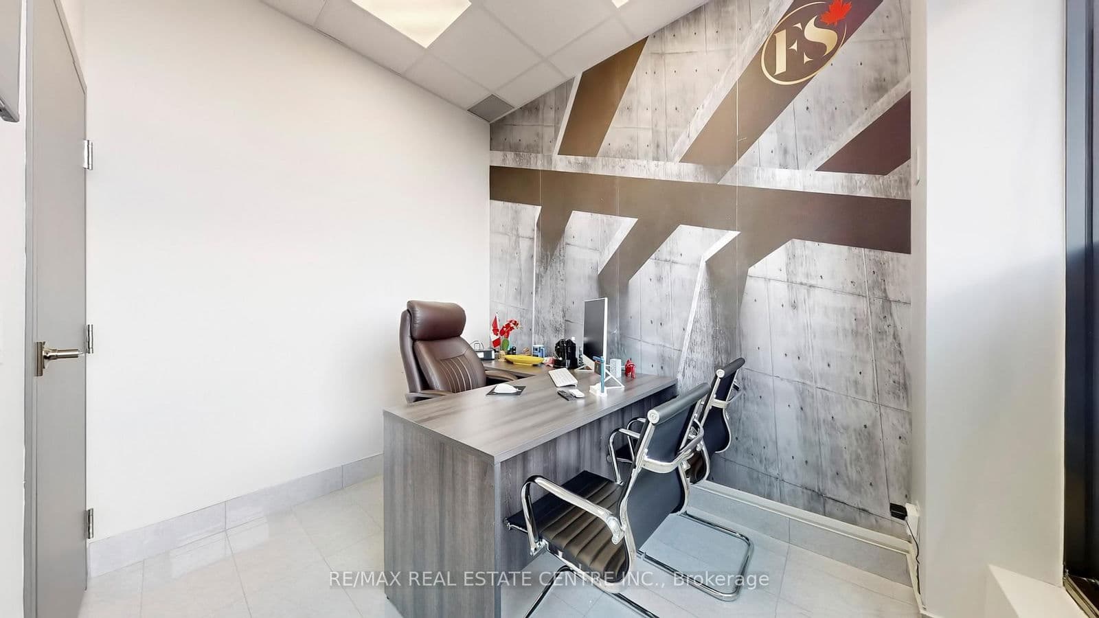 Commercial Retail at 4- 150 Oak Park Boulevard, Oakville, ON - Photo 17 - RE/MAX Garden City Realty