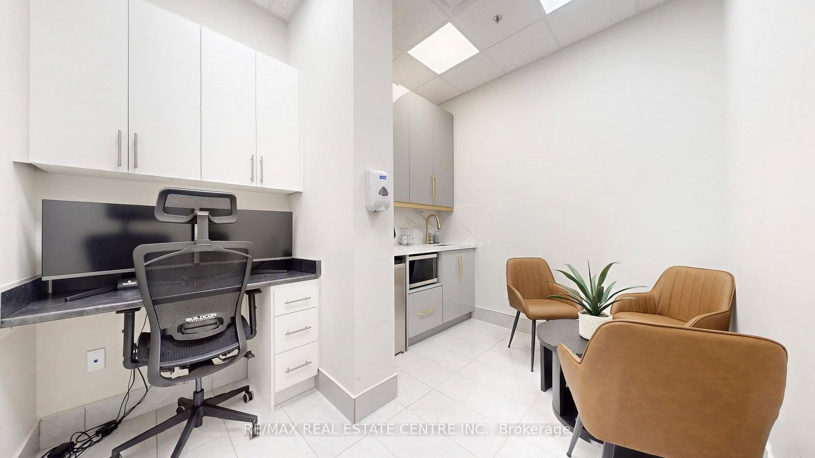 Commercial Retail at 4- 150 Oak Park Boulevard, Oakville, ON - Photo 24 - RE/MAX Garden City Realty