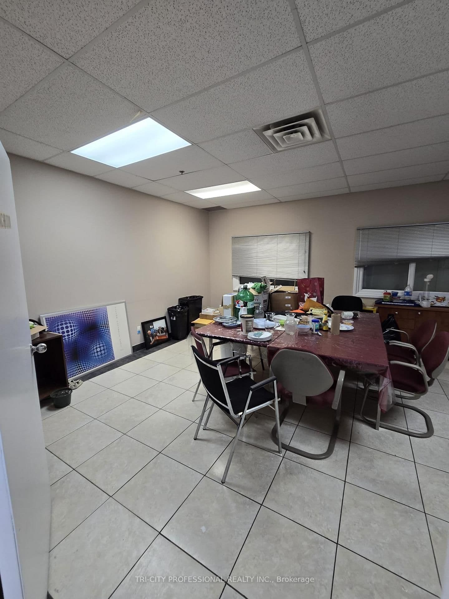 Office at 2975 Drew Road, Mississauga, ON - Photo 5 - RE/MAX Garden City Realty