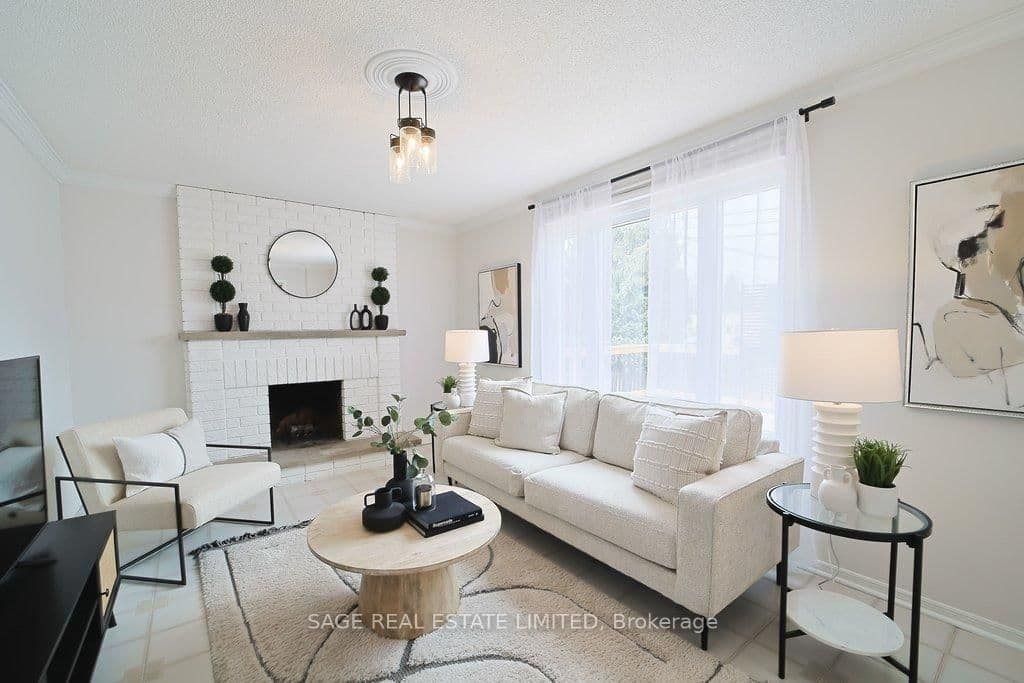 Detached at 411 The Thicket, Mississauga, ON - Photo 14 - RE/MAX Garden City Realty