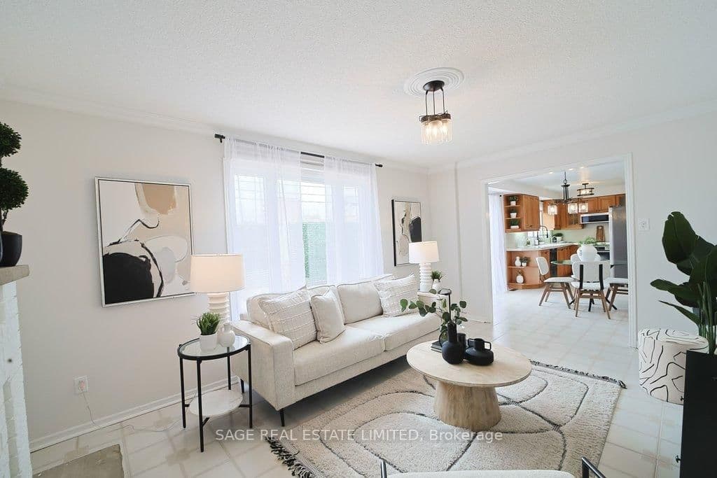 Detached at 411 The Thicket, Mississauga, ON - Photo 16 - RE/MAX Garden City Realty