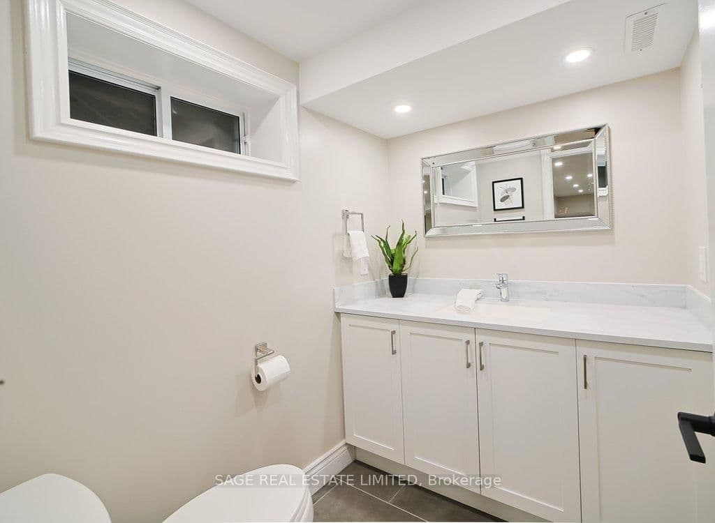 Detached at 411 The Thicket, Mississauga, ON - Photo 34 - RE/MAX Garden City Realty