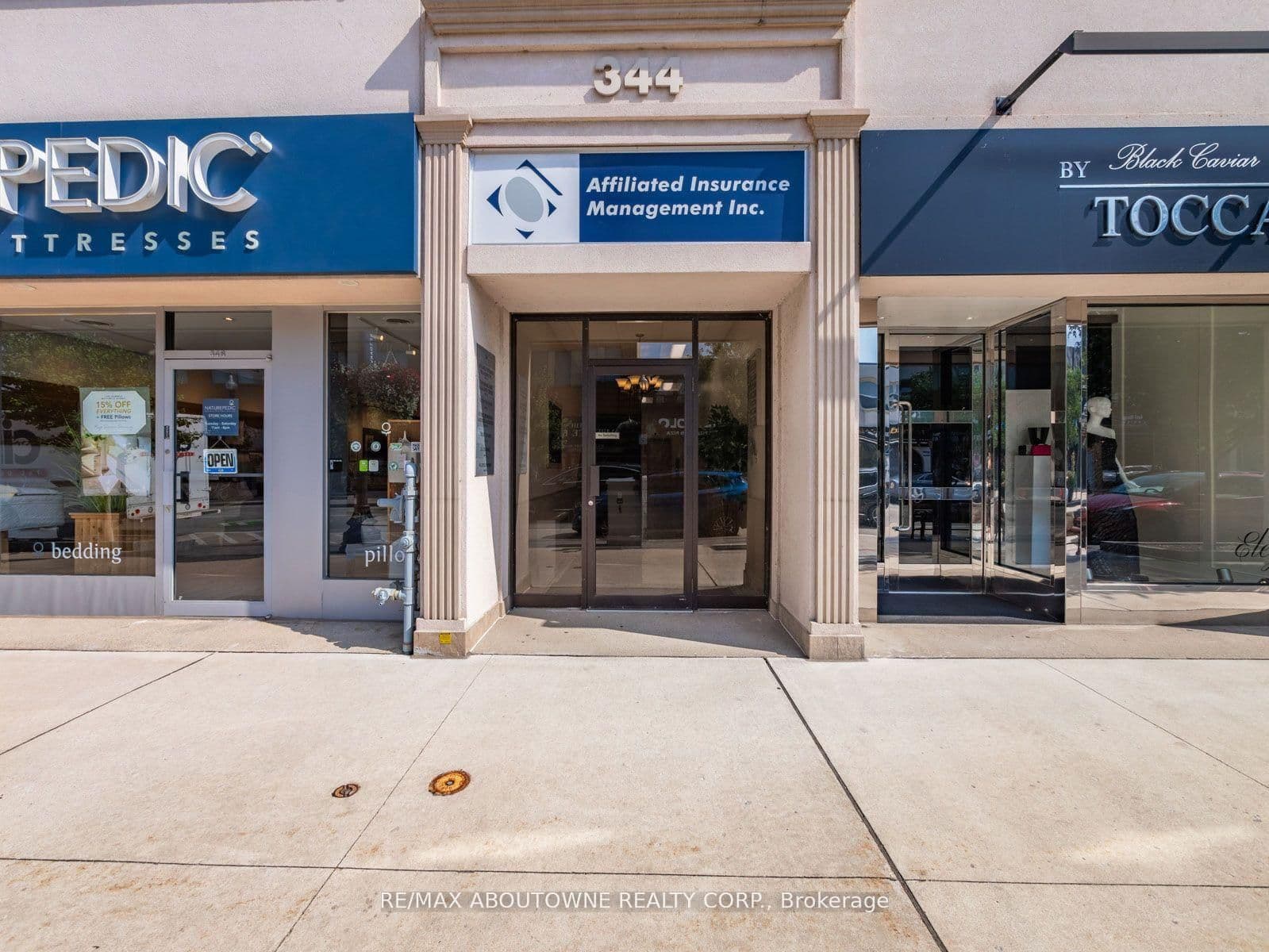 Office at H- 344 Lakeshore Road, Oakville, ON - Photo 3 - RE/MAX Garden City Realty