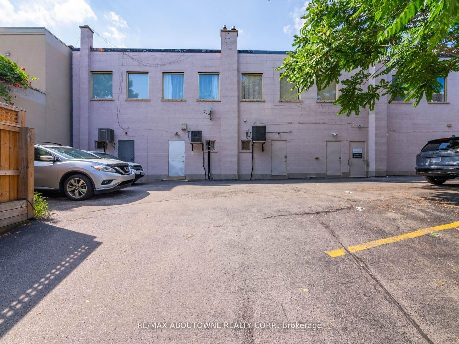 Office at H- 344 Lakeshore Road, Oakville, ON - Photo 5 - RE/MAX Garden City Realty