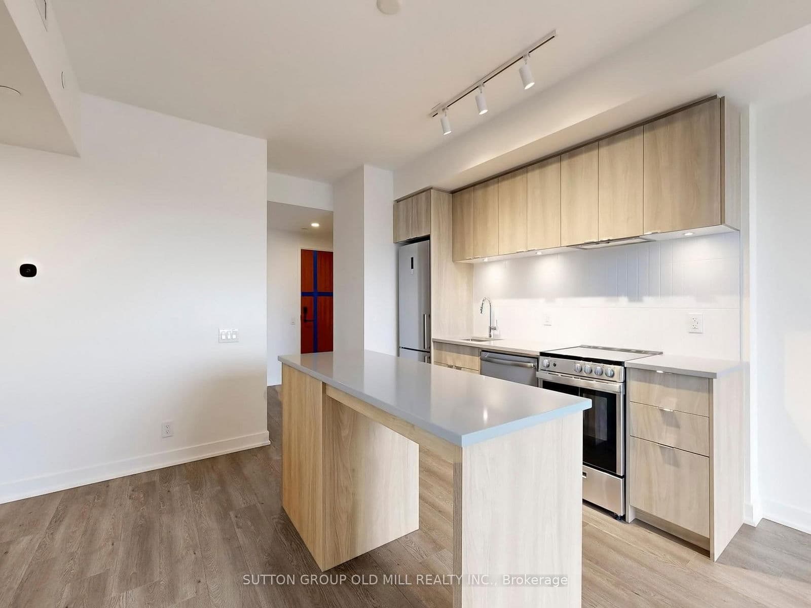 Condo Apartment at 513- 1660 Bloor Street, Toronto, ON - Photo 5 - RE/MAX Garden City Realty