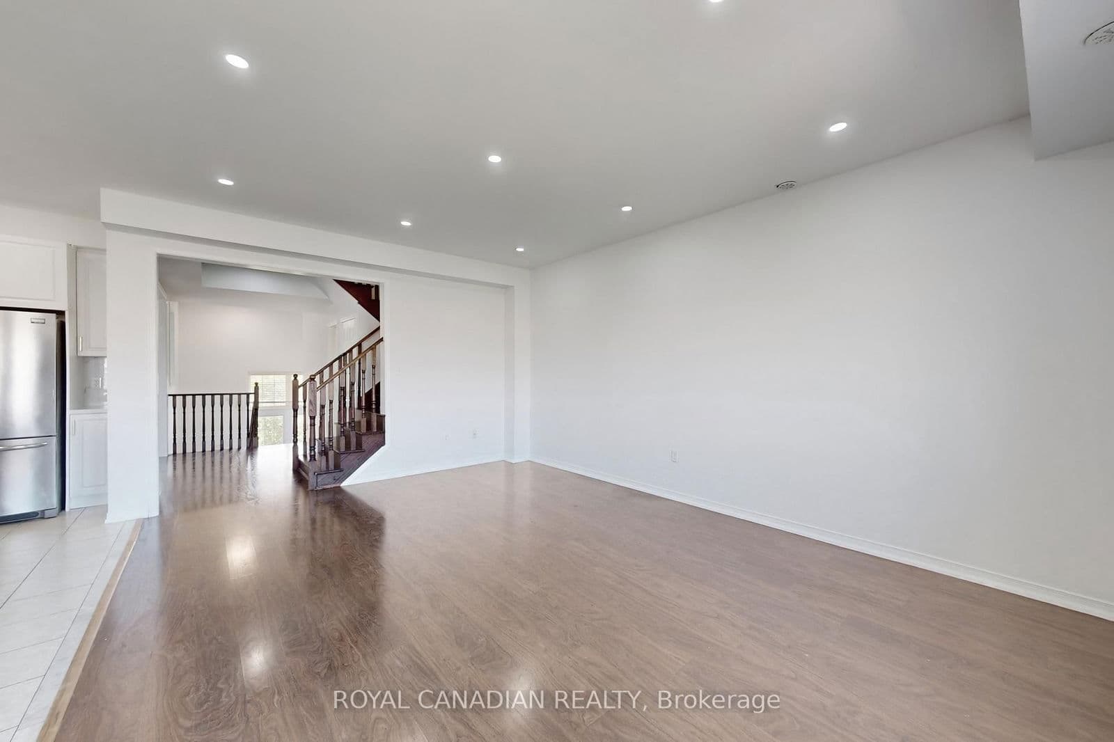 Commercial Retail at 54 Chesterwood Crescent, Brampton, ON - Photo 11 - RE/MAX Garden City Realty