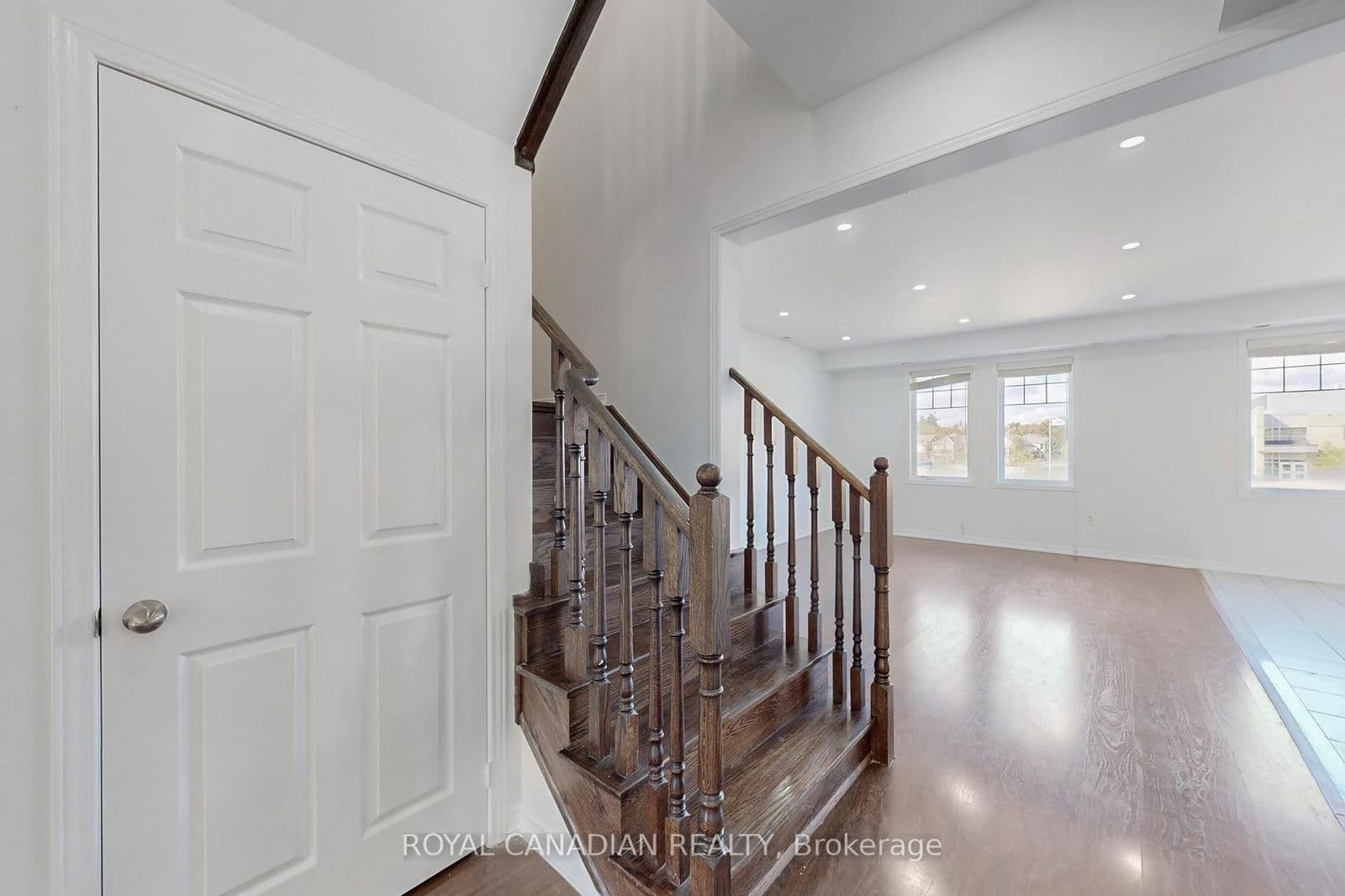 Commercial Retail at 54 Chesterwood Crescent, Brampton, ON - Photo 12 - RE/MAX Garden City Realty