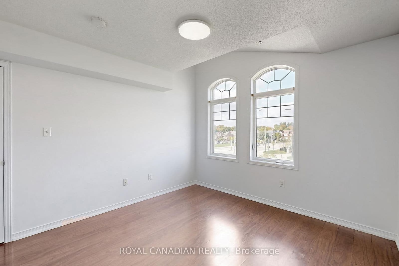 Commercial Retail at 54 Chesterwood Crescent, Brampton, ON - Photo 23 - RE/MAX Garden City Realty