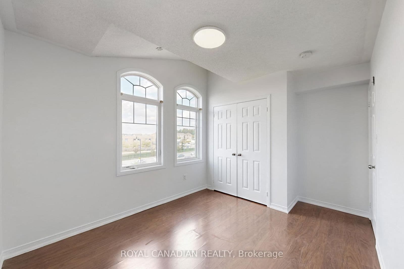 Commercial Retail at 54 Chesterwood Crescent, Brampton, ON - Photo 25 - RE/MAX Garden City Realty