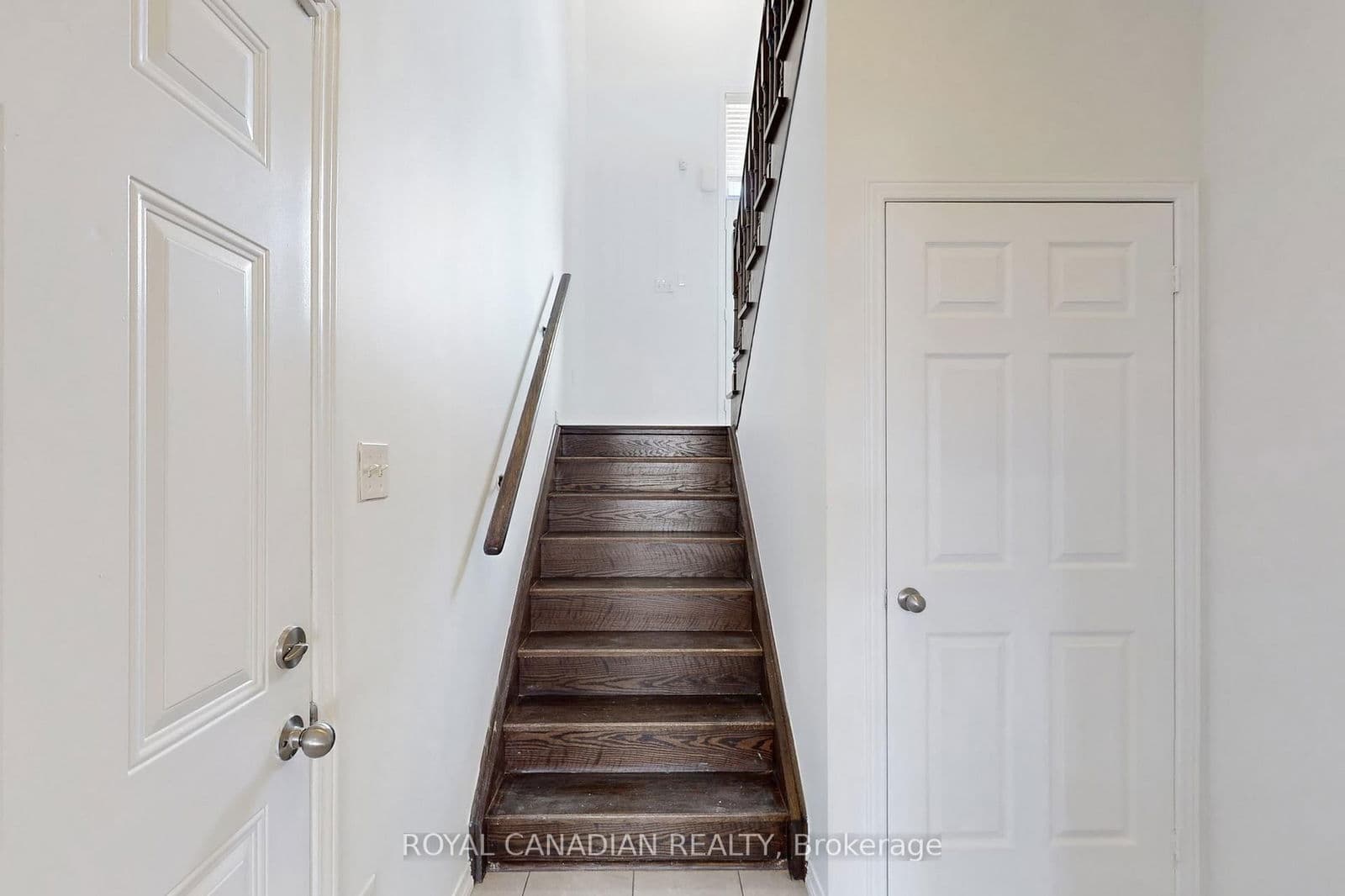 Commercial Retail at 54 Chesterwood Crescent, Brampton, ON - Photo 35 - RE/MAX Garden City Realty