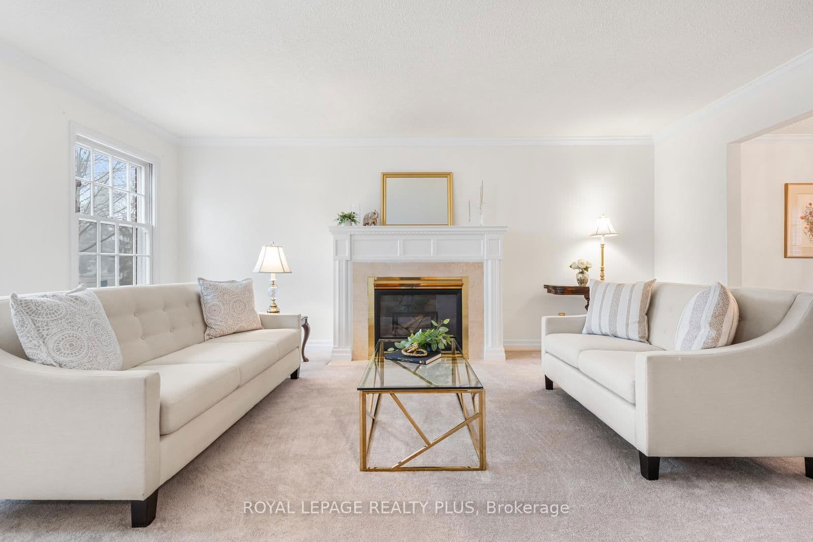 Detached at 1852 Sherwood Forrest Circle, Mississauga, ON - Photo 10 - RE/MAX Garden City Realty