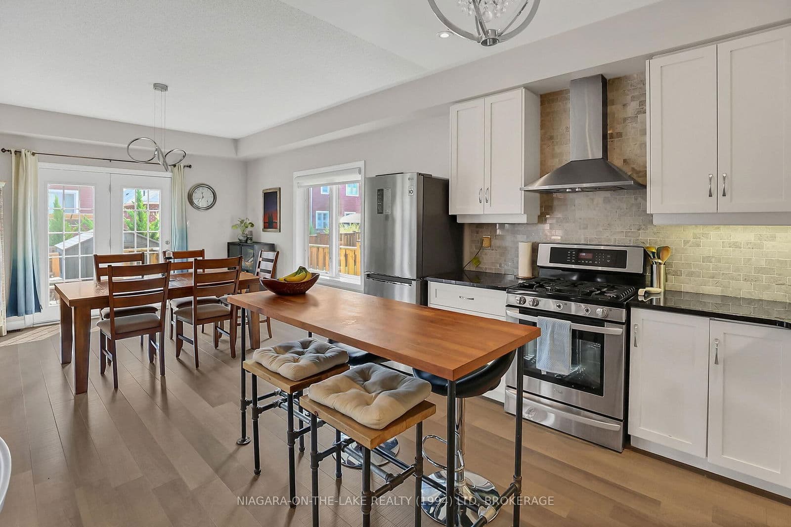 Detached at 7 Cannery Drive, Niagara-on-the-Lake, ON - Photo 14 - RE/MAX Garden City Realty