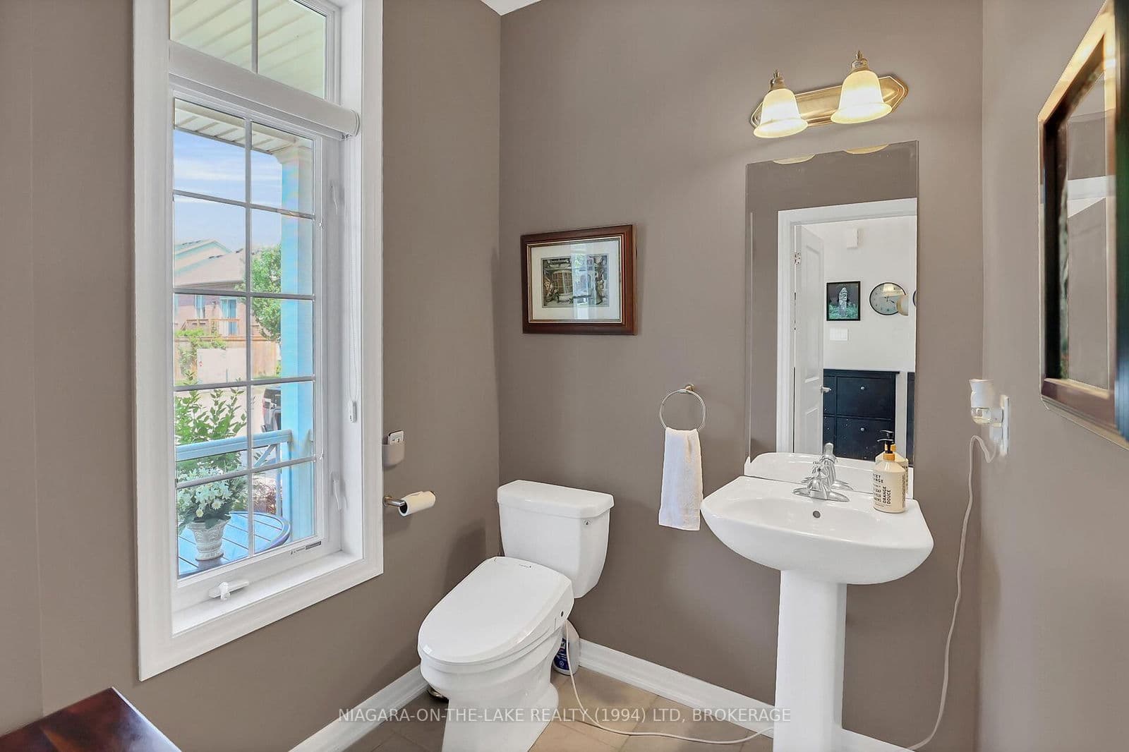 Detached at 7 Cannery Drive, Niagara-on-the-Lake, ON - Photo 19 - RE/MAX Garden City Realty