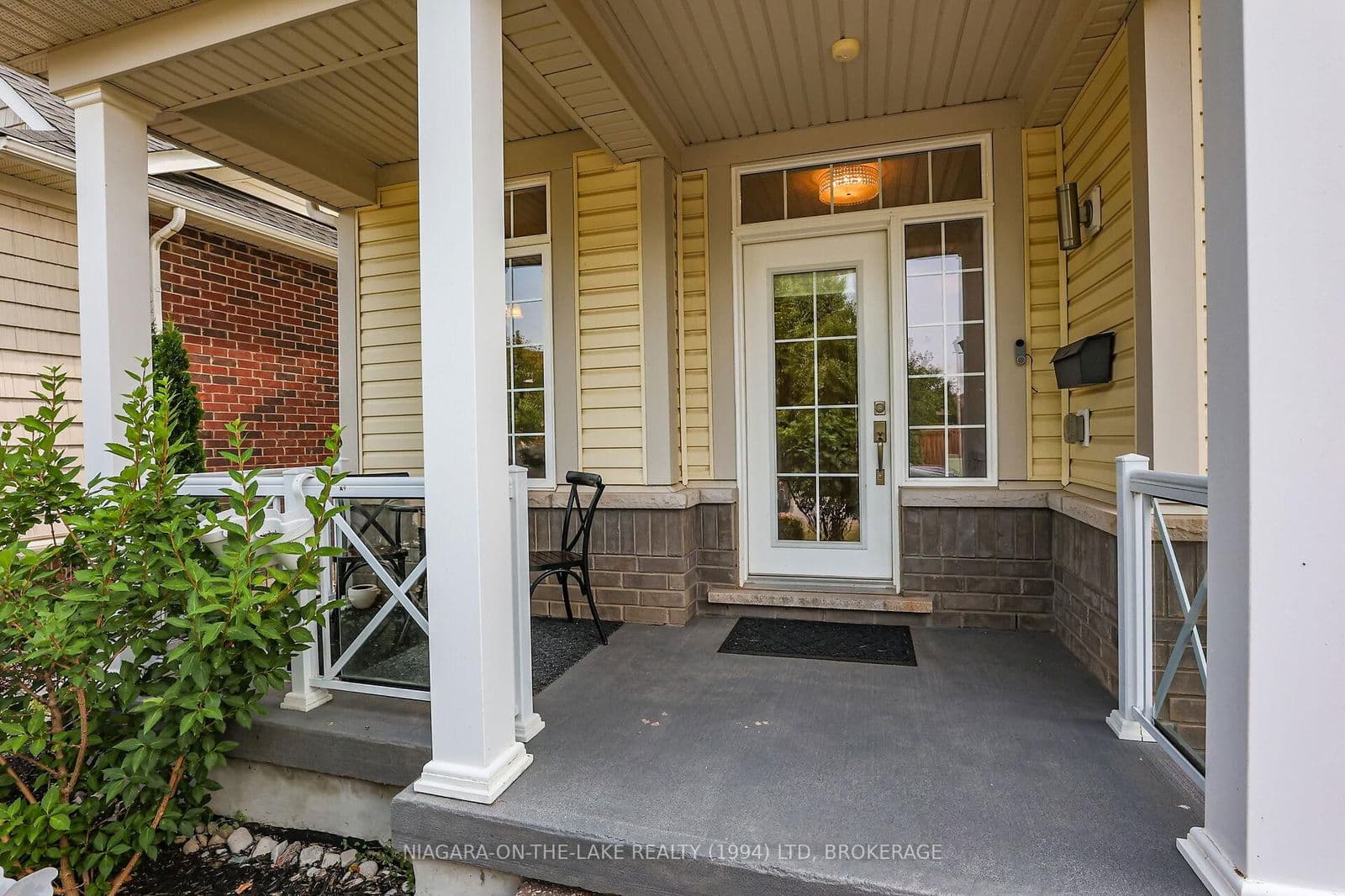 Detached at 7 Cannery Drive, Niagara-on-the-Lake, ON - Photo 3 - RE/MAX Garden City Realty