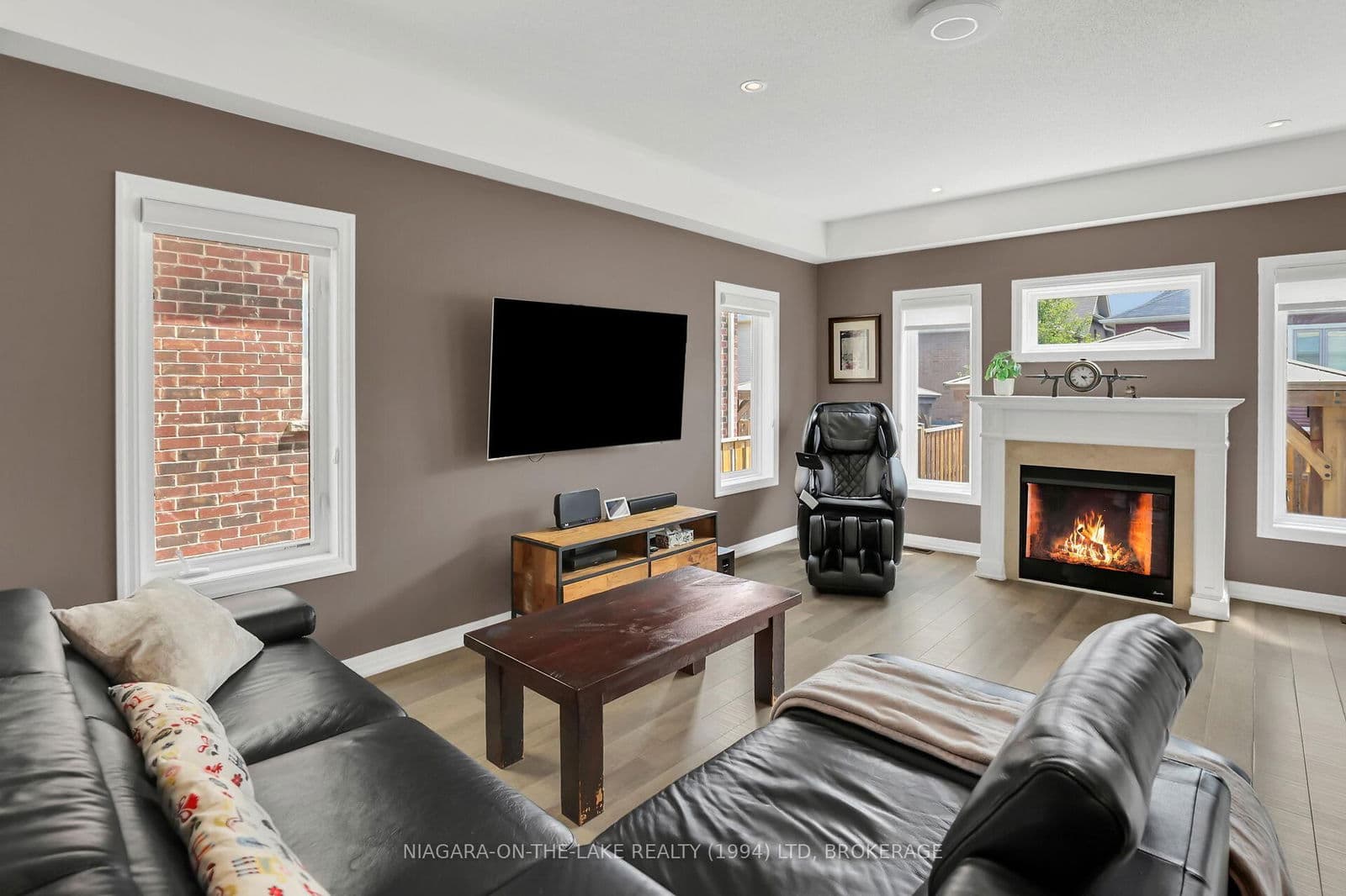 Detached at 7 Cannery Drive, Niagara-on-the-Lake, ON - Photo 8 - RE/MAX Garden City Realty