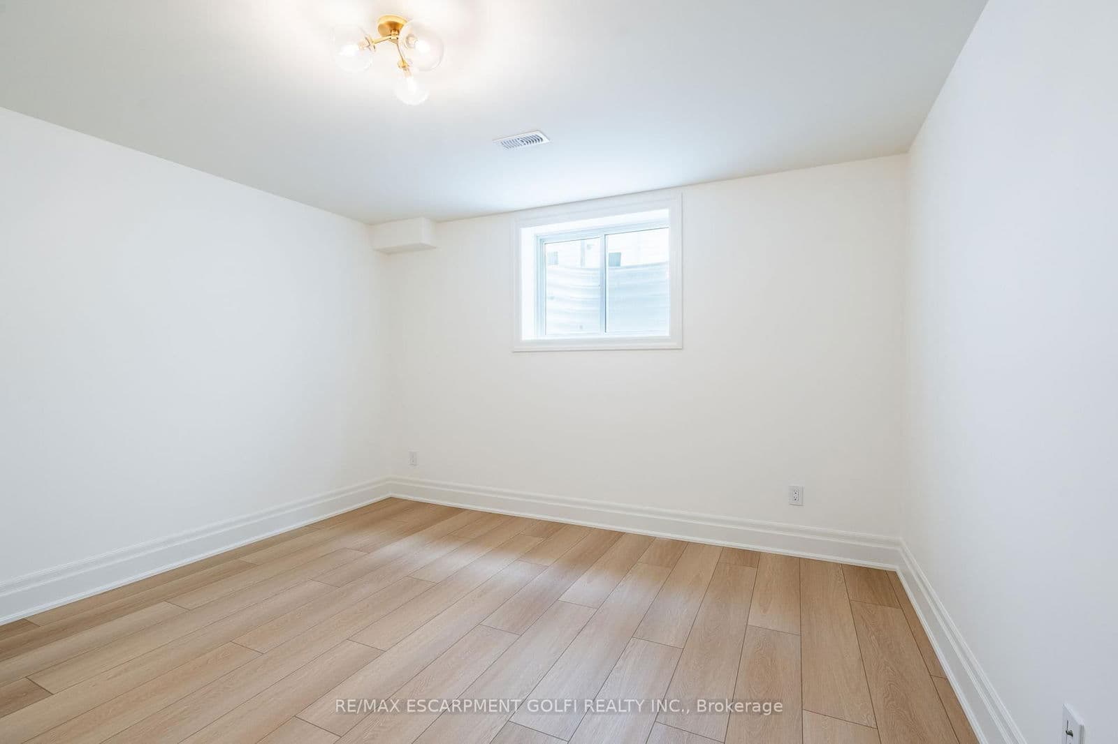 Detached at 21 Oakley Drive, Niagara-on-the-Lake, ON - Photo 35 - RE/MAX Garden City Realty