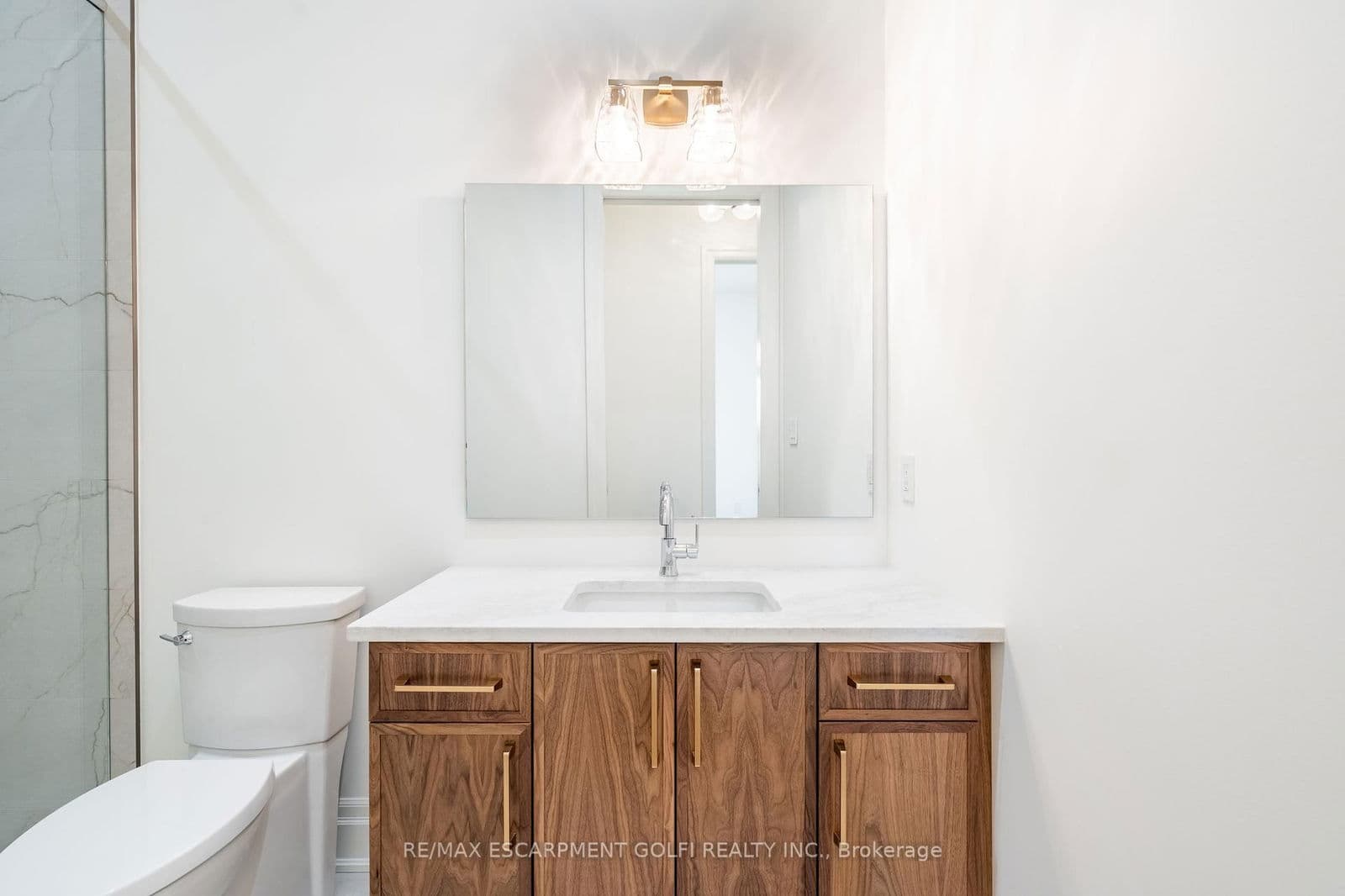 Detached at 21 Oakley Drive, Niagara-on-the-Lake, ON - Photo 6 - RE/MAX Garden City Realty