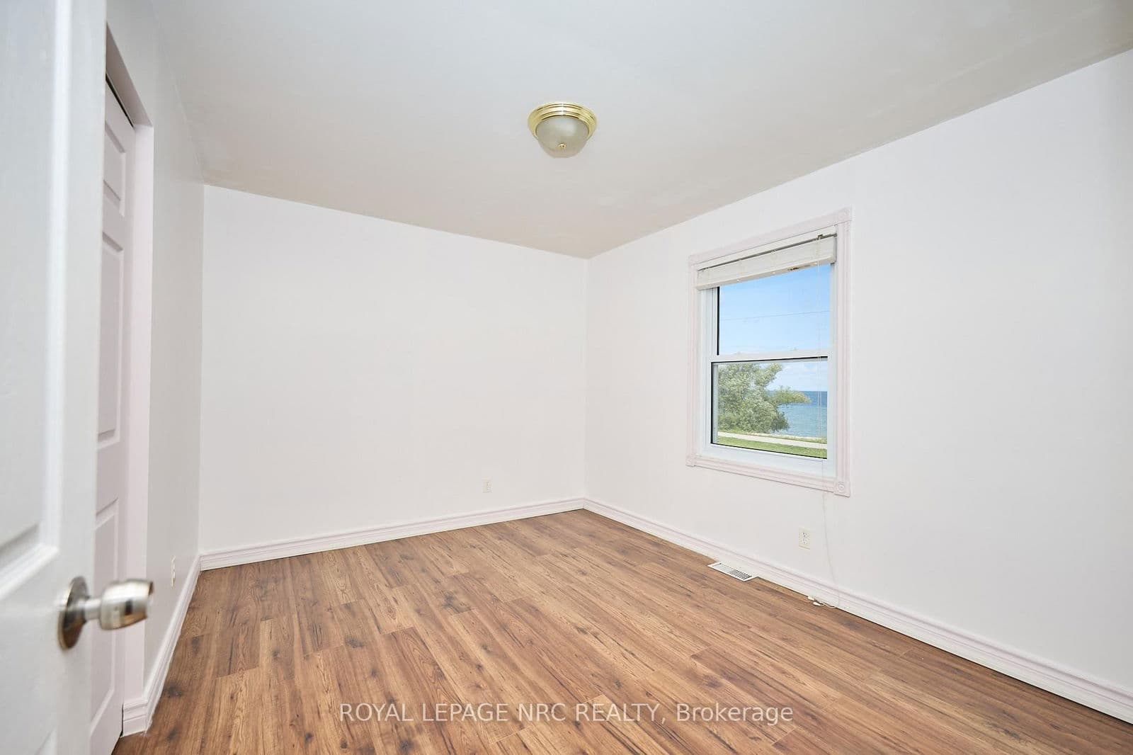 Detached at 4040 Lakeshore Road, Lincoln, ON - Photo 29 - RE/MAX Garden City Realty