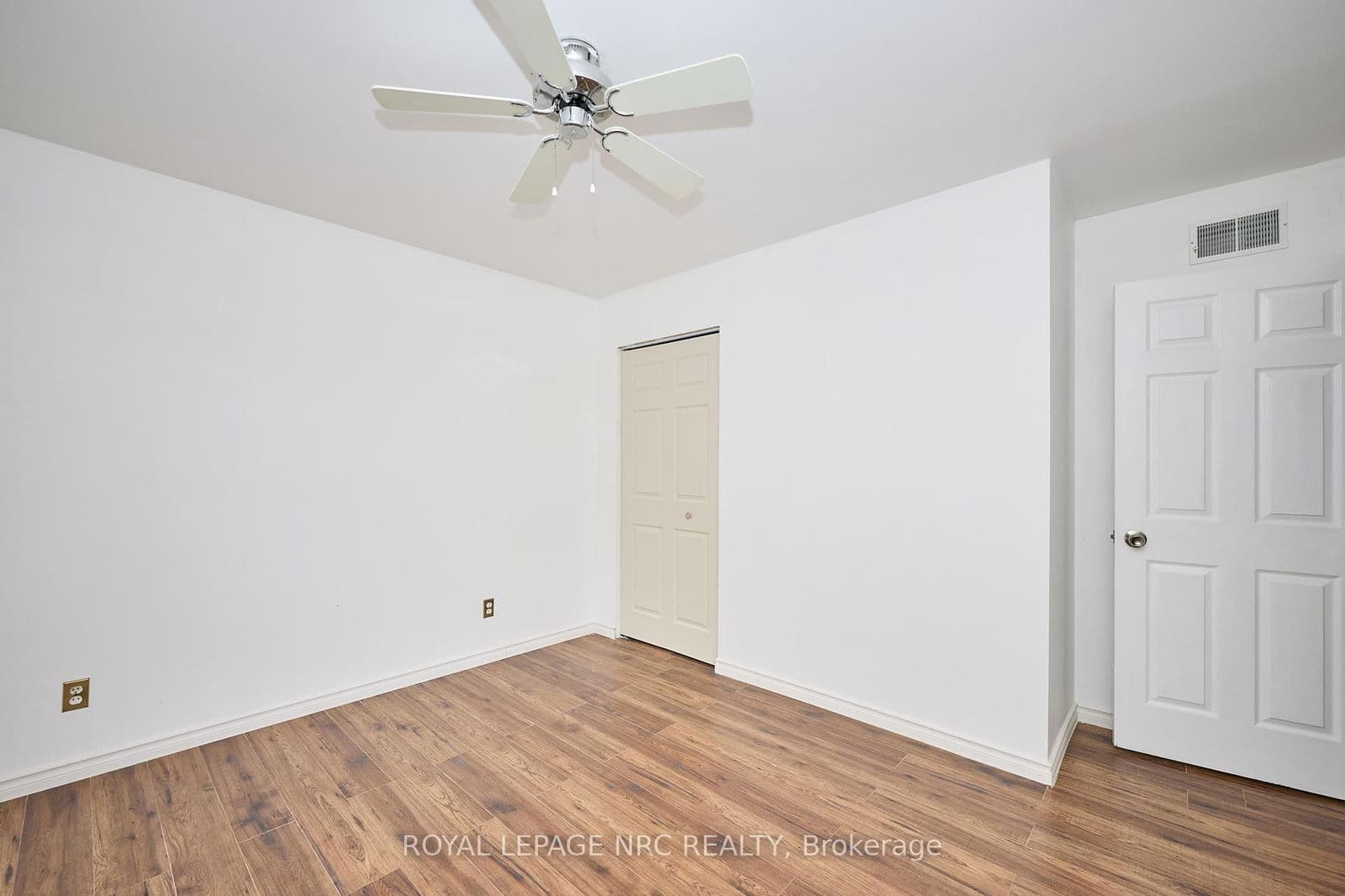 Detached at 4040 Lakeshore Road, Lincoln, ON - Photo 31 - RE/MAX Garden City Realty