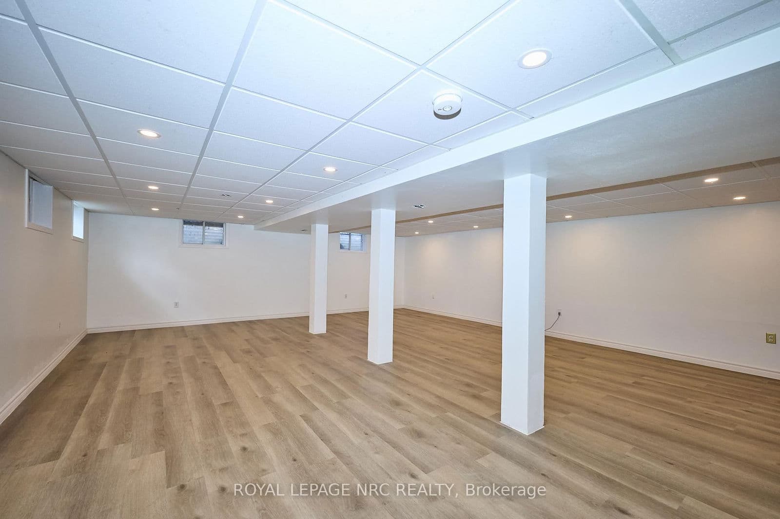 Detached at 4040 Lakeshore Road, Lincoln, ON - Photo 34 - RE/MAX Garden City Realty