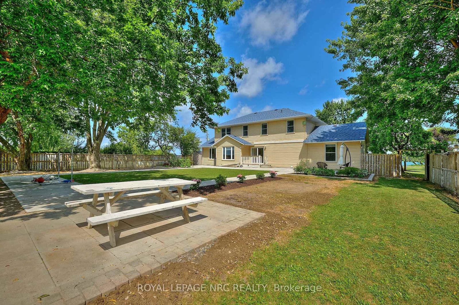 Detached at 4040 Lakeshore Road, Lincoln, ON - Photo 39 - RE/MAX Garden City Realty