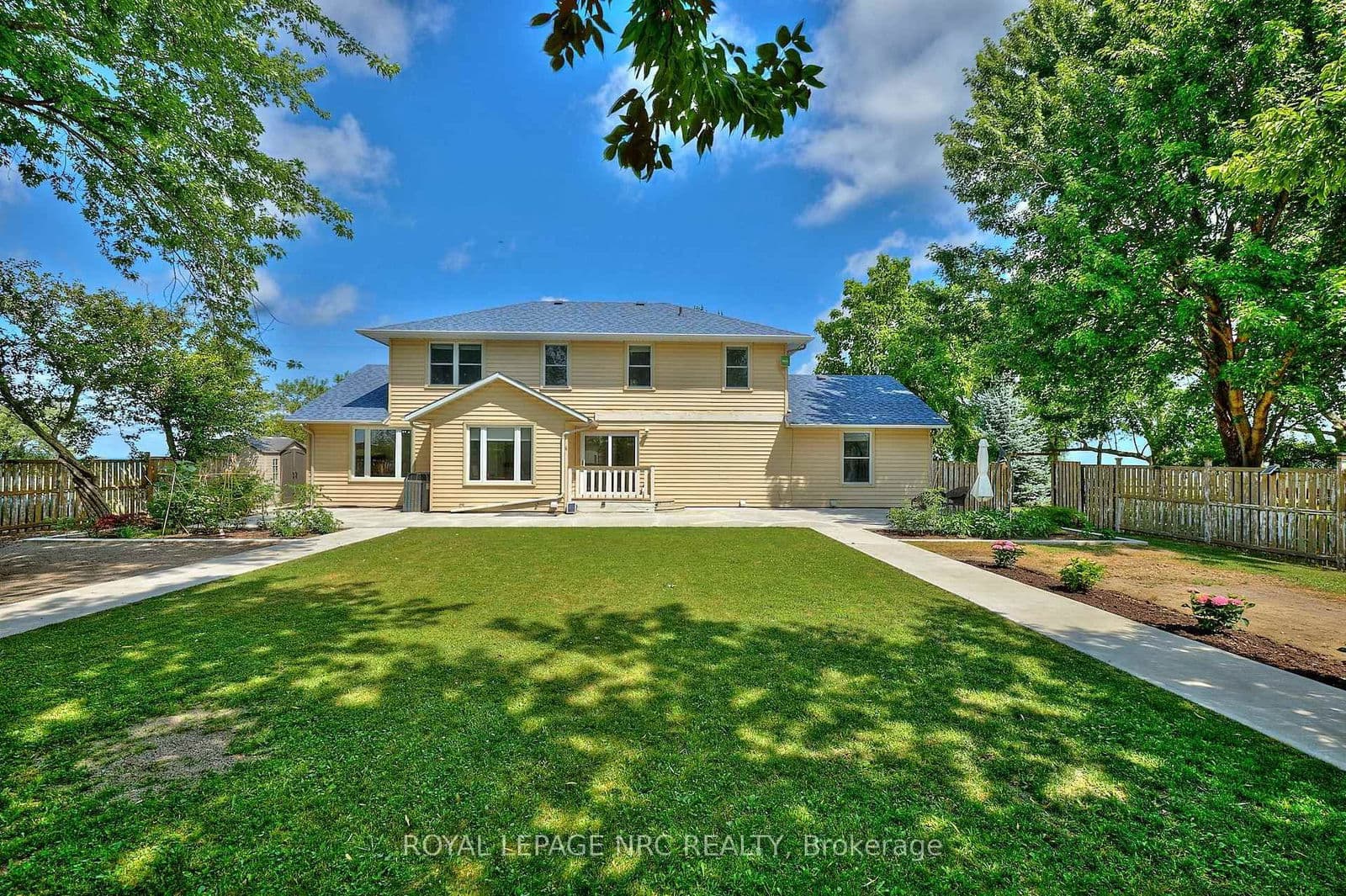 Detached at 4040 Lakeshore Road, Lincoln, ON - Photo 40 - RE/MAX Garden City Realty