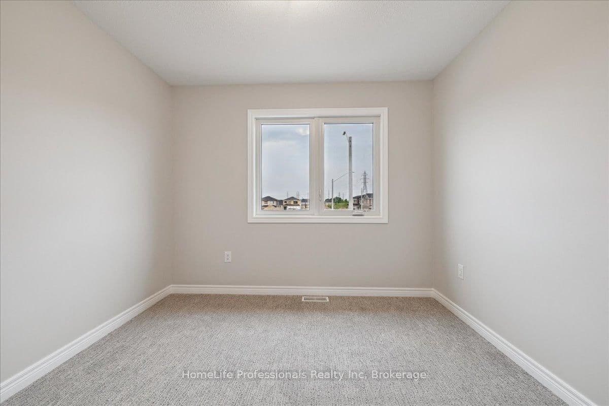 Att/Row/Townhouse at 81 Elvira Way, Thorold, ON - Photo 26 - RE/MAX Garden City Realty