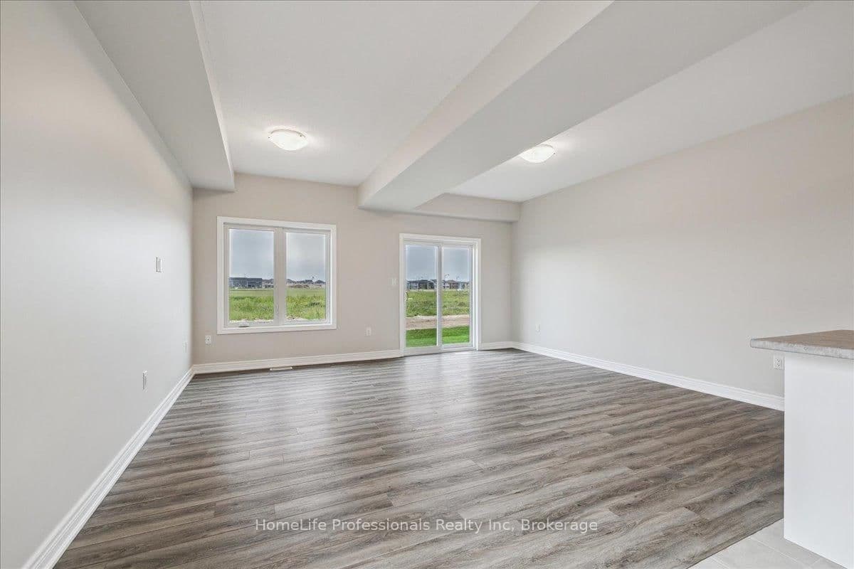 Att/Row/Townhouse at 81 Elvira Way, Thorold, ON - Photo 8 - RE/MAX Garden City Realty