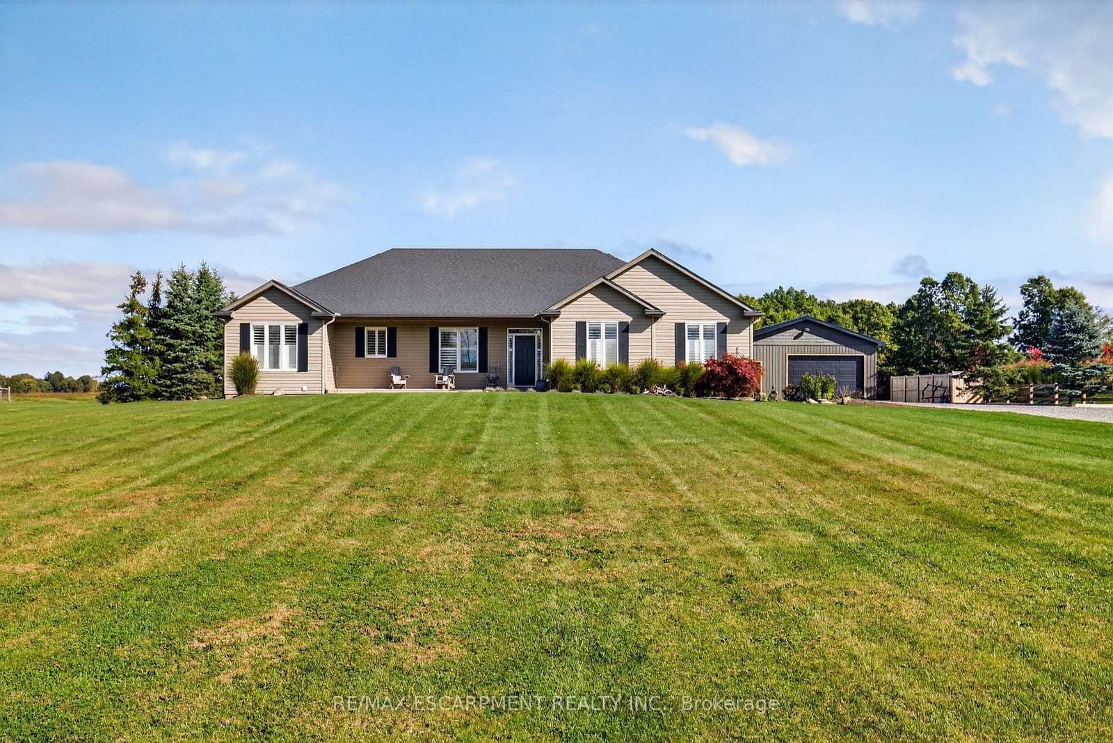 Detached at 849 River Road, Pelham, ON - Photo 2 - RE/MAX Garden City Realty