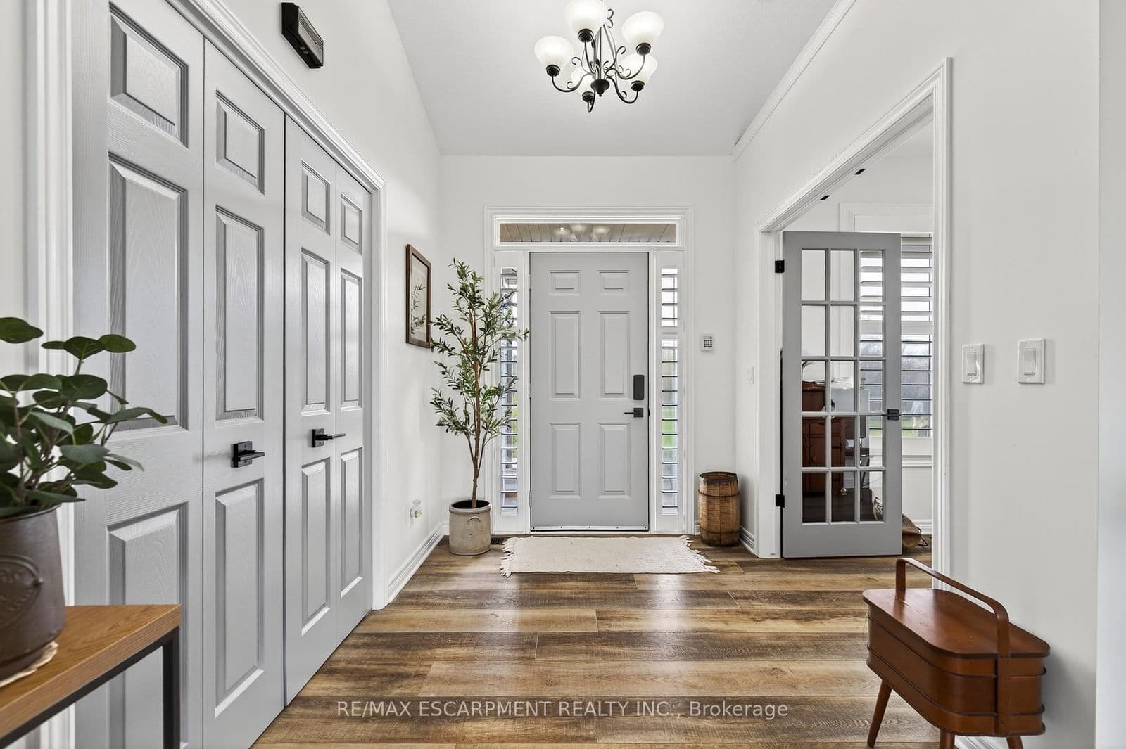 Detached at 849 River Road, Pelham, ON - Photo 3 - RE/MAX Garden City Realty