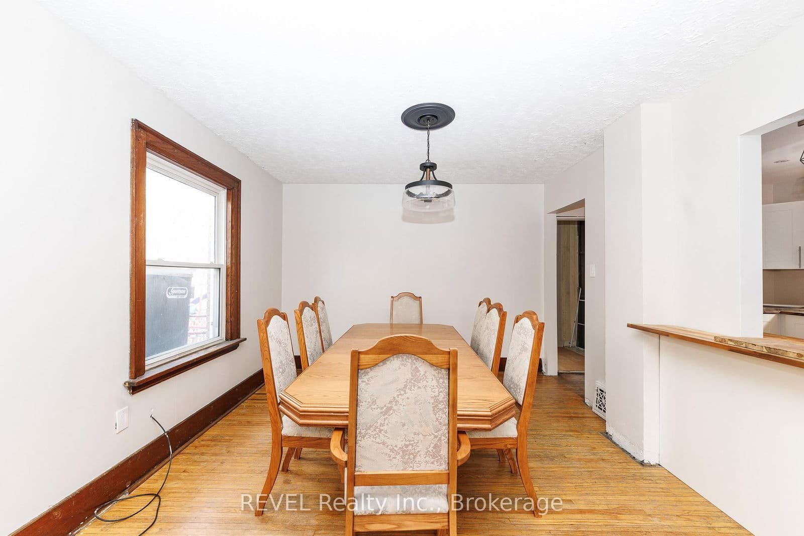 Detached at 5113 Willmott Street, Niagara Falls, ON - Photo 10 - RE/MAX Garden City Realty