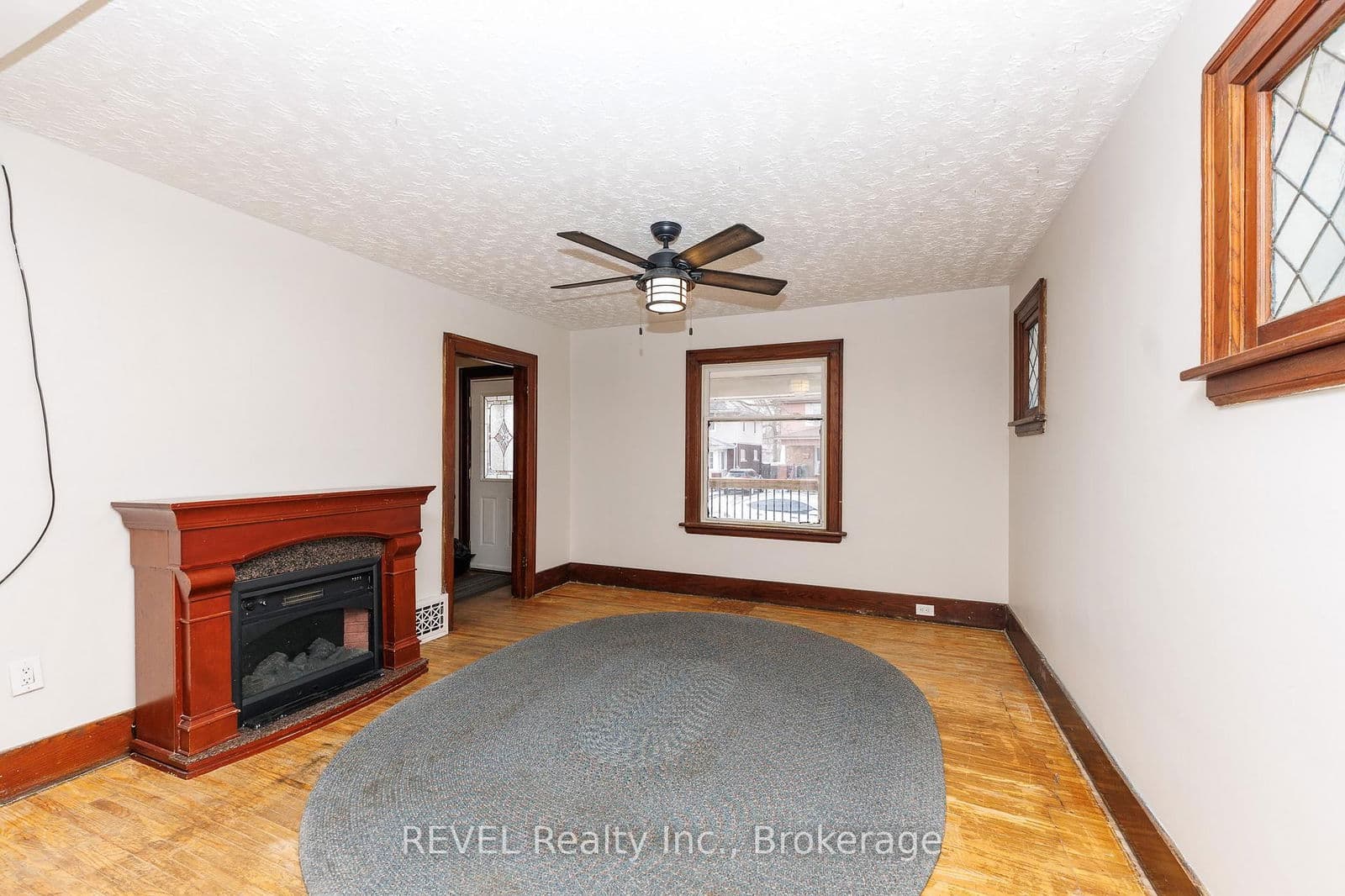 Detached at 5113 Willmott Street, Niagara Falls, ON - Photo 13 - RE/MAX Garden City Realty