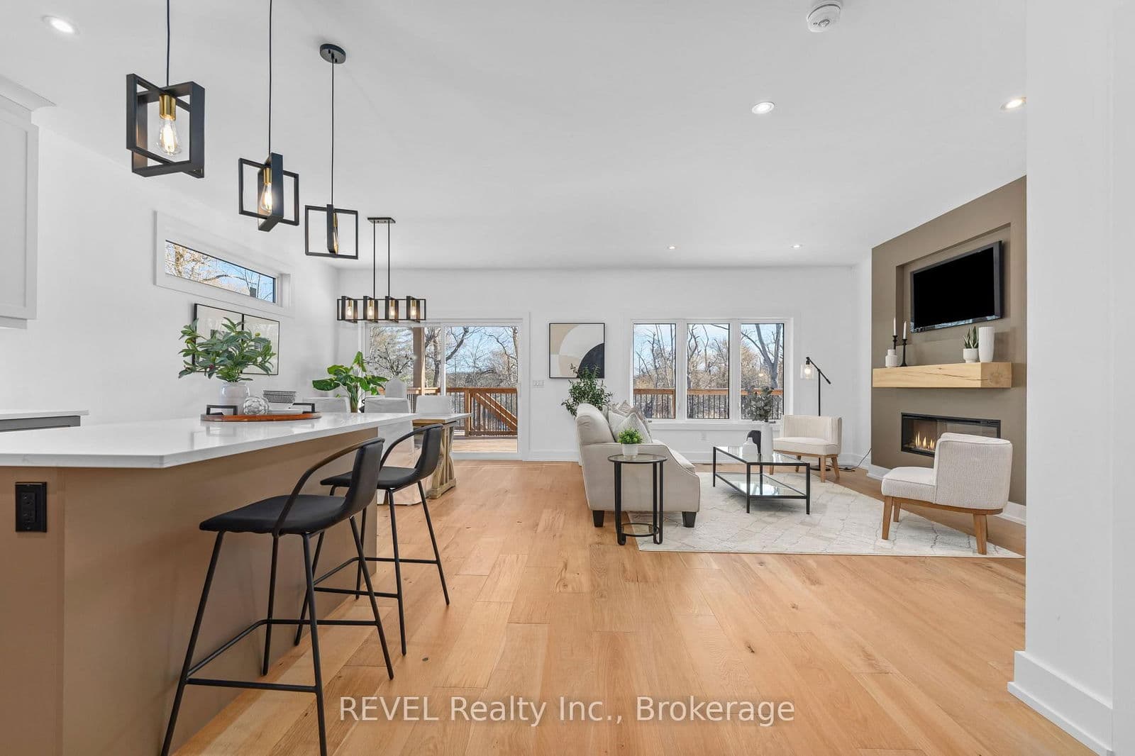 Detached at 752 GORHAM Road, Fort Erie, ON - Photo 7 - RE/MAX Garden City Realty