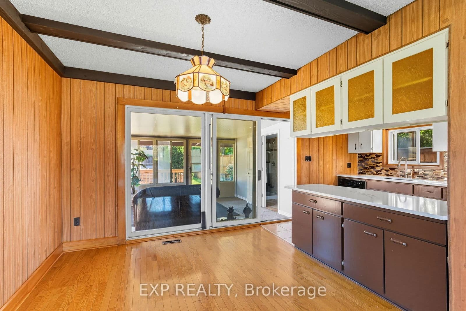 Detached at 5904 Prospect Street, Niagara Falls, ON - Photo 12 - RE/MAX Garden City Realty