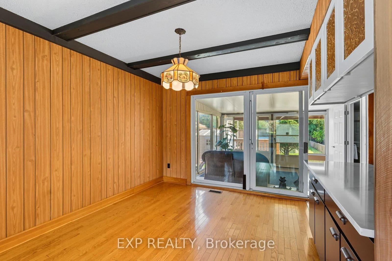 Detached at 5904 Prospect Street, Niagara Falls, ON - Photo 13 - RE/MAX Garden City Realty